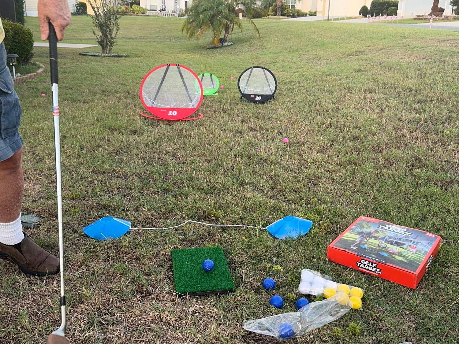Vitality Sports Golf Chipping Net, 3PCS Pop-Up Golf Practice Net for Backyard, Indoor Outdoor Chipping Game with 3 Targets, 1 Hitting Mat, 20 Balls, Tee Box customer photo 1