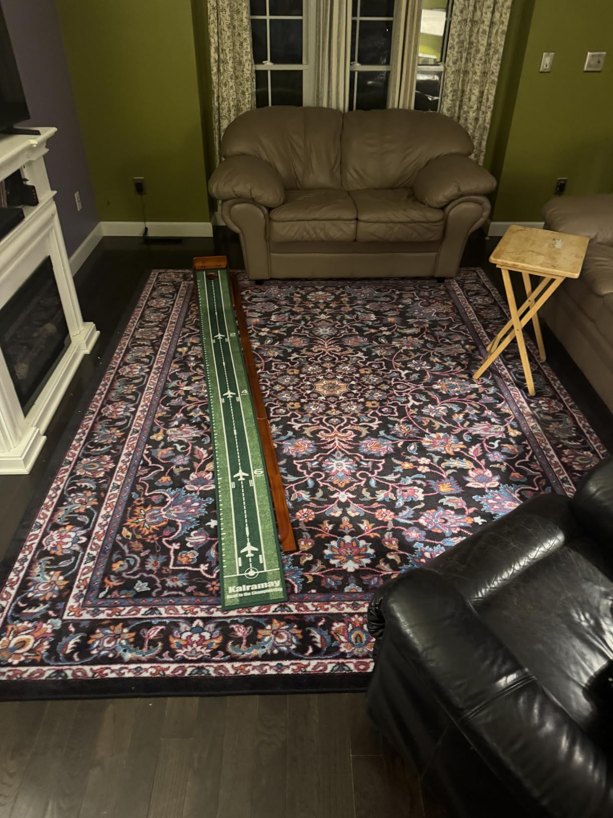 Kalramay Putting Green Indoor Golf Putting Mat – Easy to Assemble with Automatic Ball Return, Wrinkle-Free Close to Real Green Speed, Suitable for Office, Recreation Room, Patio customer photo 1