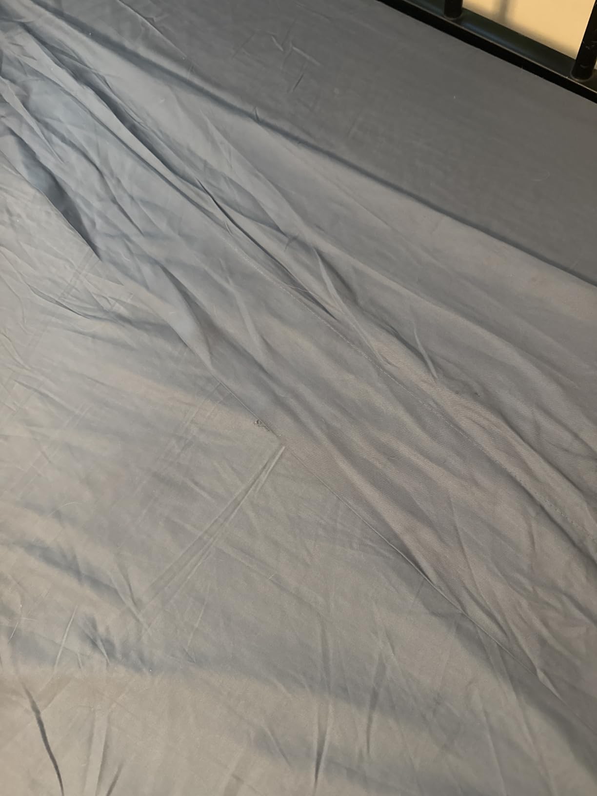 Love's cabin 4 Piece Queen Sheet Set, 100% Rayon Derived from Bamboo, Cooling & Breathable, Soft Silky Deep Pocket up to 16