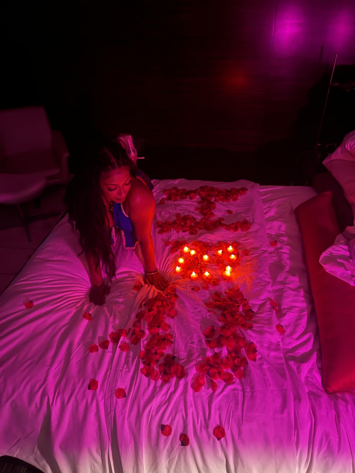 Amagic 1000 Pieces Artificial Rose Petals with 12 Heart LED Tea Lights Candles Kit, Rose Petals and Candles Set for Proposal, Anniversary, Valentine's Day, Special Romantic Night, Wedding Table Decor customer photo 1