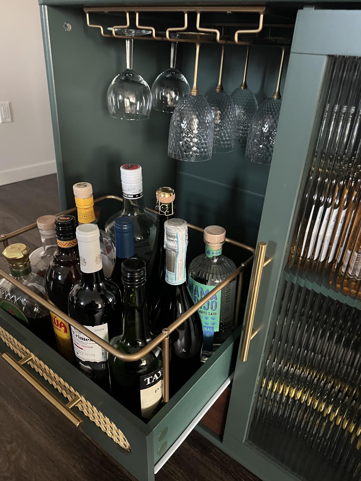 ARTPOWER Modern Coffee Bar Cabinet with Pull-Out Wine Storage, Green customer photo 2