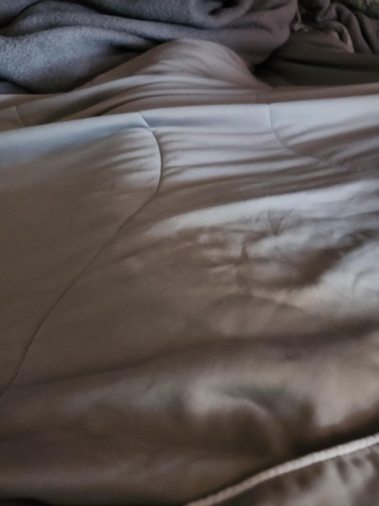 DOWNCOOL Cooling Comforter Queen Size,Grey Cooling Blanket for Hot Sleeper customer photo 2
