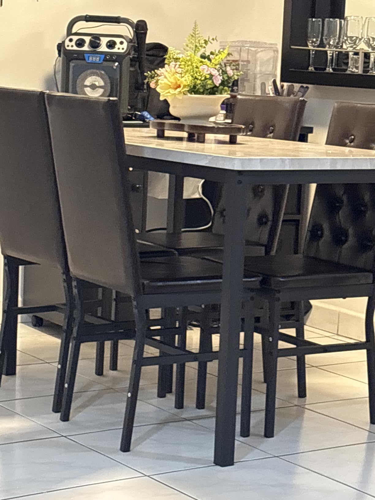 Hooseng Dining Table Set for 4, Faux Marble Small Kitchen Table Chairs Set of 4 with Luxurious Button Tufted Dinner Chairs for Kitchen and Dining customer photo 1