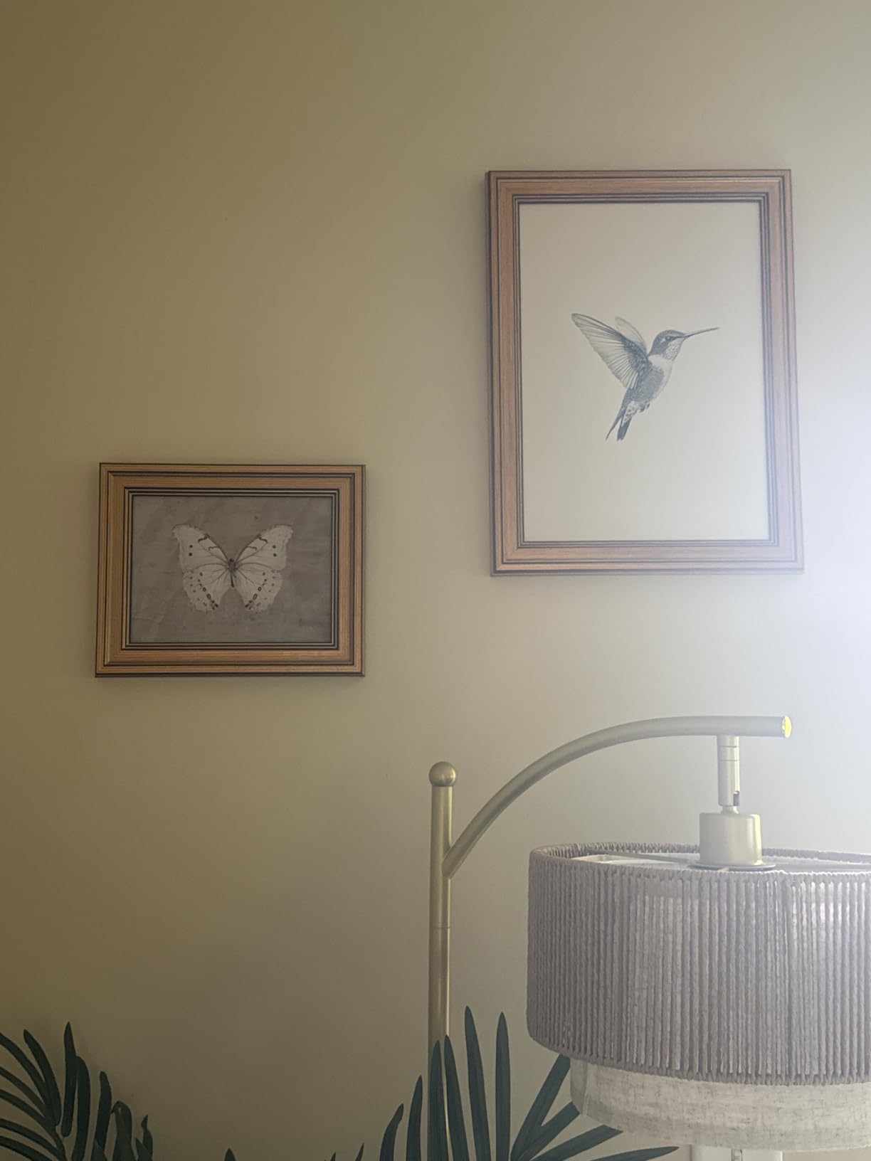 VIYYIEA Vintage Gold Framed Wall Art – Hummingbird Sketch, 8x10 IN customer photo 2