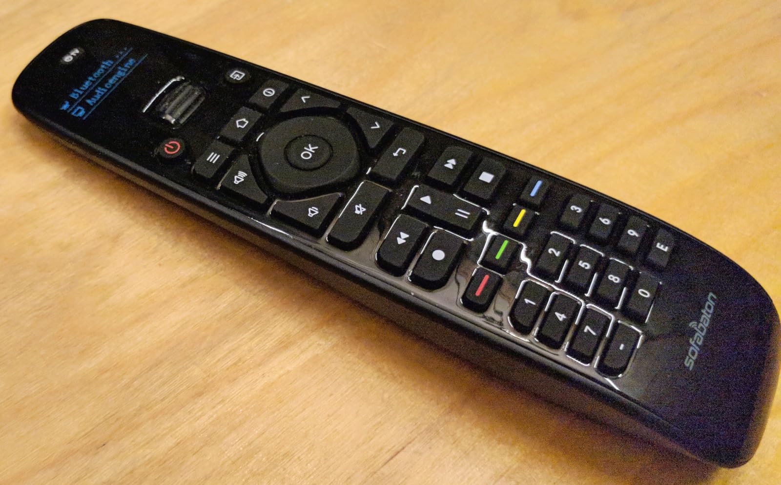SofaBaton U2 Universal Remote (with Backlight), All-in-One Smart Universal Remote Control with Customized APP for TV/Soundbar/DVD/Blu-ray/Projector and More, Macro Buttons & Extended Infrared Range customer photo 2