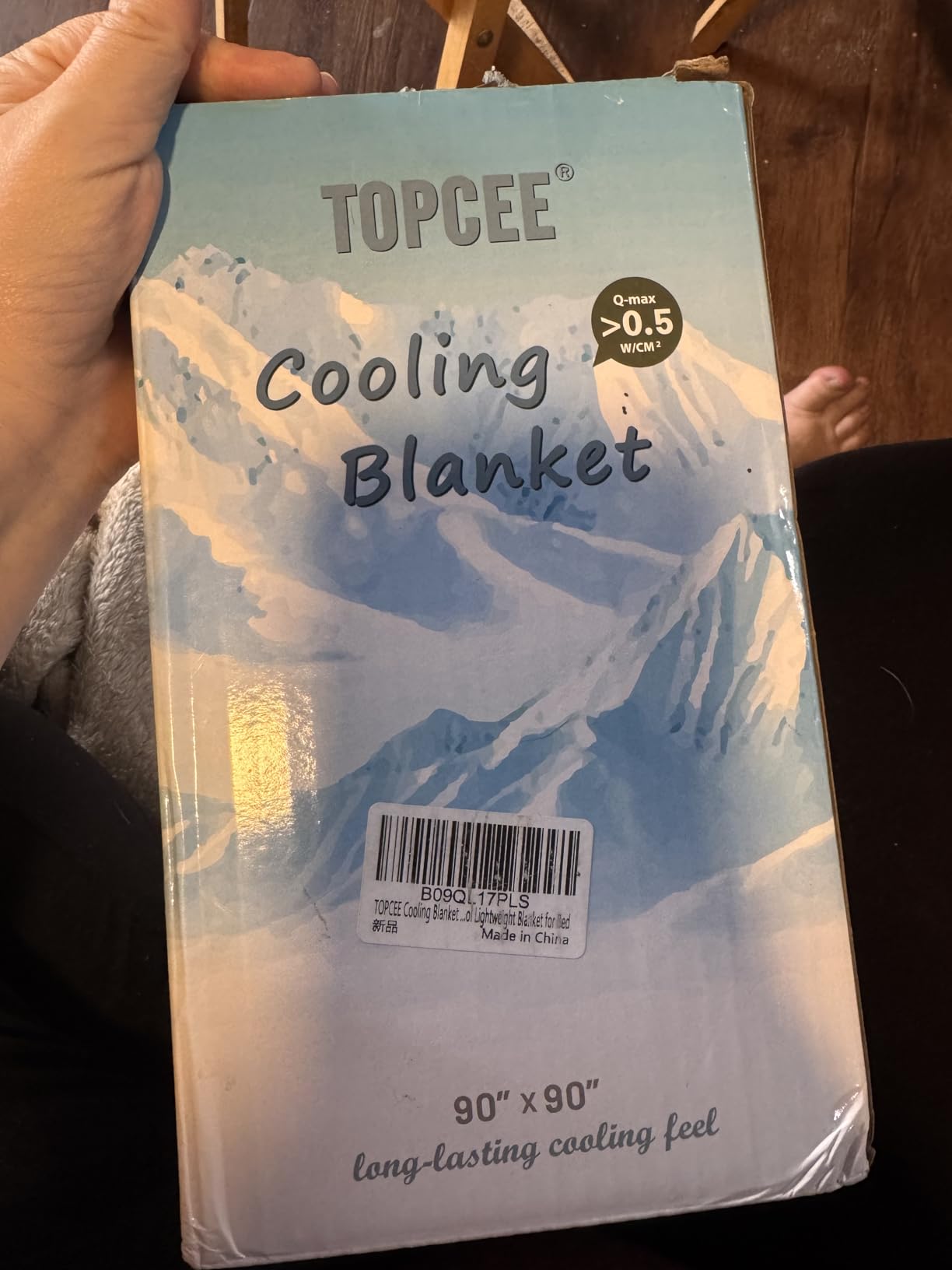 Topcee Cooling Comforter Queen Size -Cooling Blanket for Hot Sleepers customer photo 1