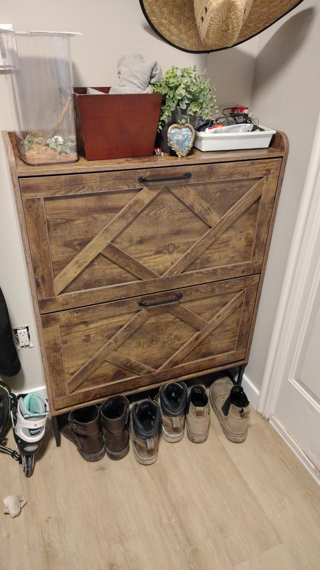 Nicetree Shoe Storage Cabinet with 2 Flip Drawers, Freestanding Wood Shoe Organizer with Metal Legs, Farmhouse Slim Shoe Rack for Entryway, Foyer, Hallway, Rustic Brown customer photo 1