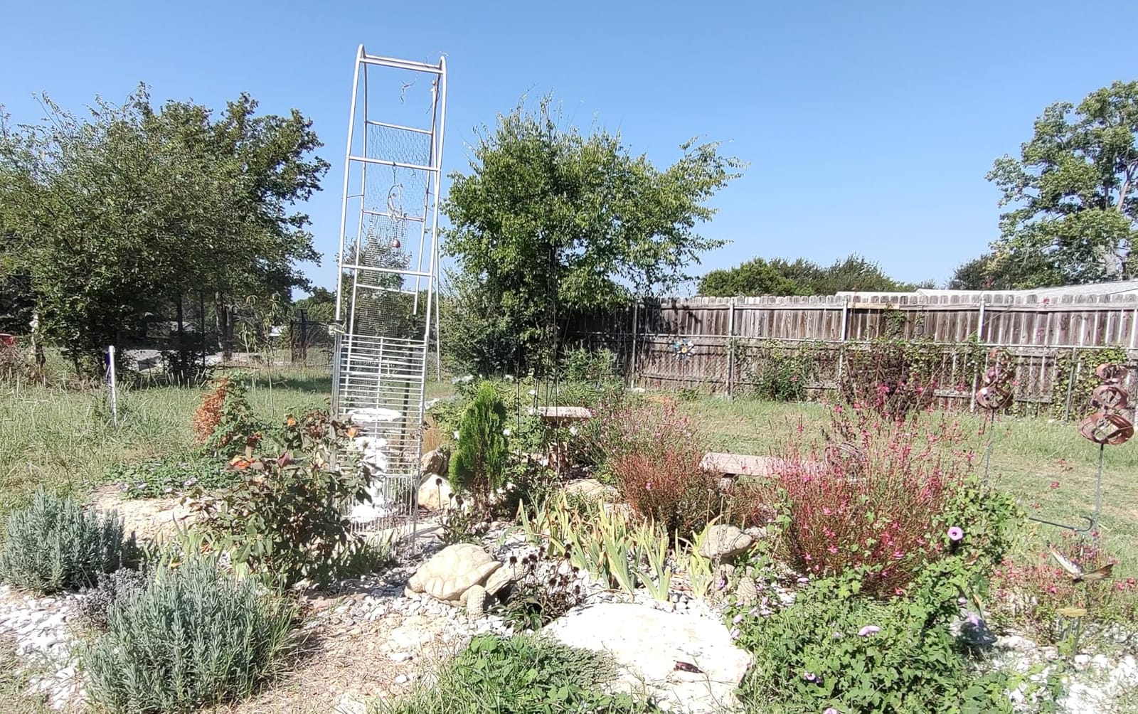 Metal Pergola Arbor, 4.6 ft W x7.9 ft High,Assemble Freely Light Weight customer photo 2