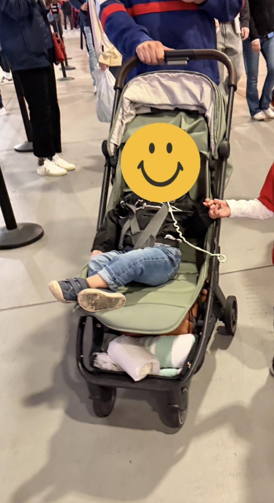 UPPAbaby Minu V3 Travel Stroller - Lightweight & Compact - Dillan customer photo 2