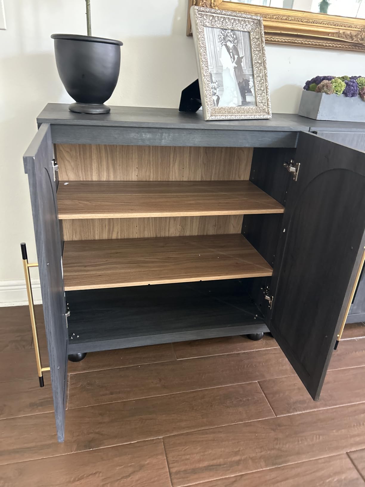 BELLEZE 65 Inch Fluted Buffet Cabinet with Storage, Symmetrical Arc Accent Sideboard Large Console Table for Dining Room, Kitchen, and Living Room (Caramel Brown) customer photo 1
