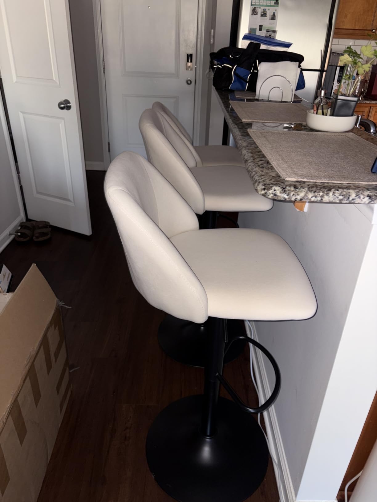 COLAMY Bar Stools Set of 2, Modern Swivel Bar Chairs, Adjustable Upholstered Barstools Counter Height with Full Backrest for Bar, Dining Room, Kitchen Island, Beige customer photo 1