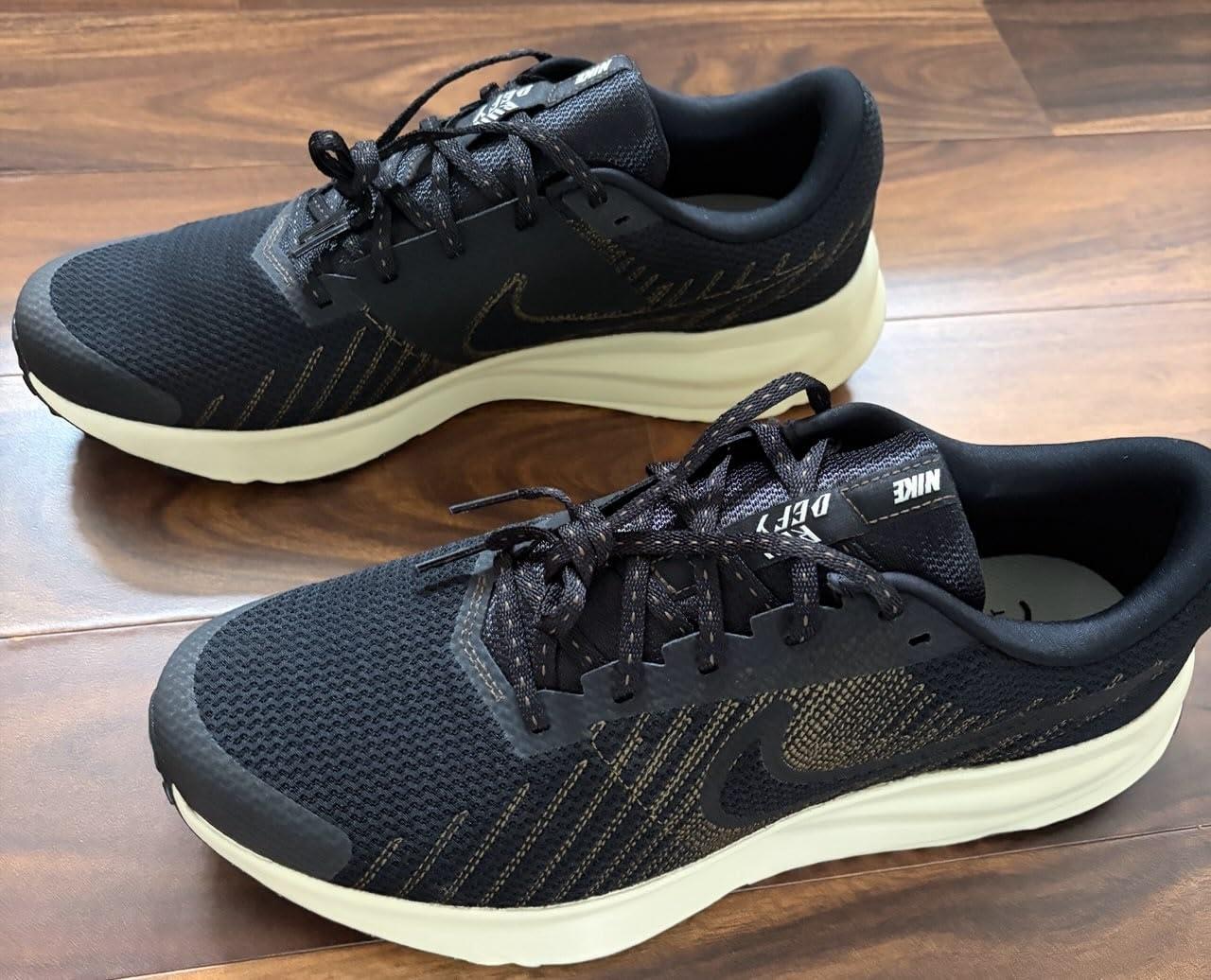 Nike Men's Run Defy Road Running Shoes customer photo 2