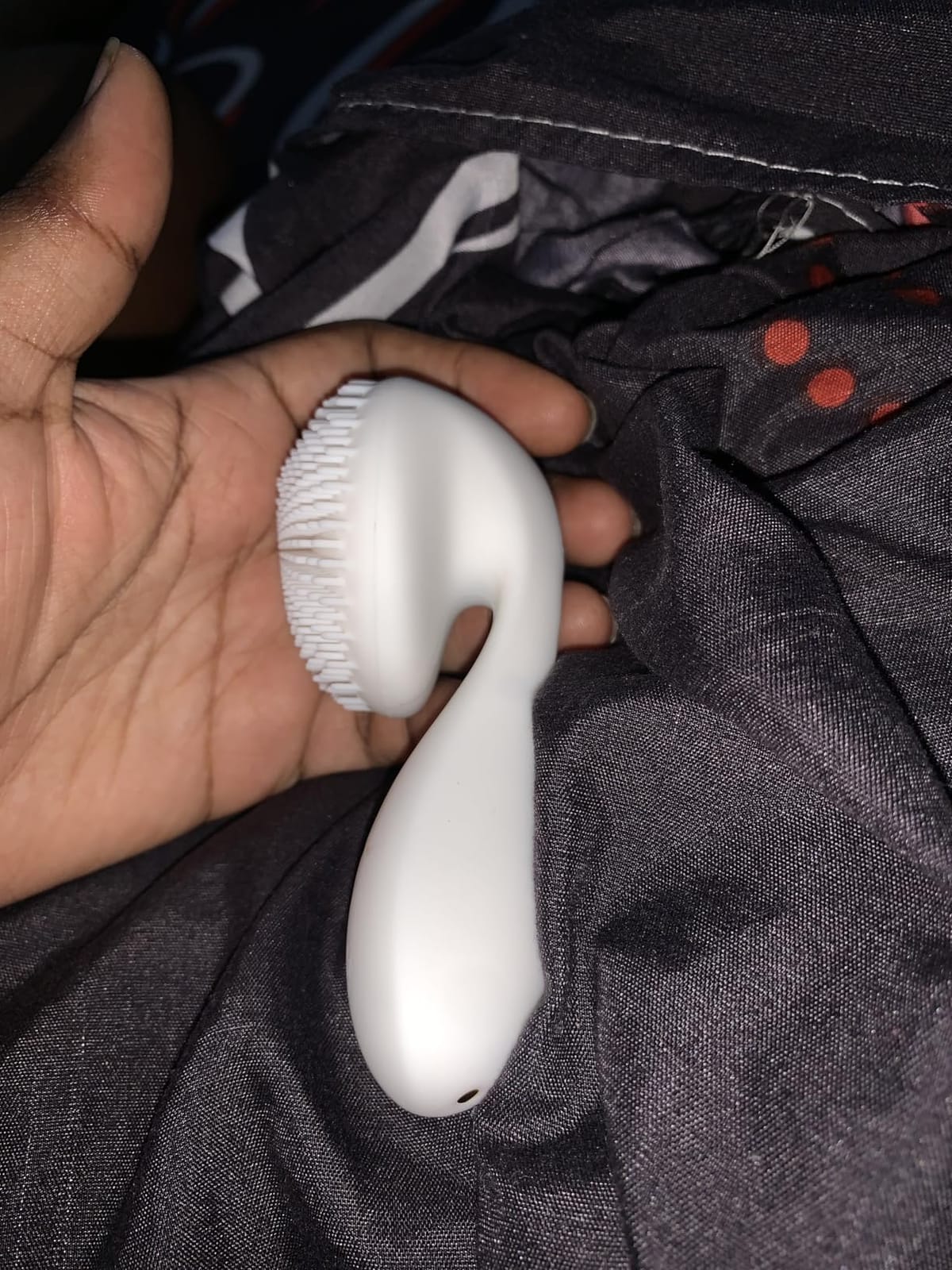 Ccigedy Face Scrubber, Electric Facial Cleansing Brush (Black) customer photo 2