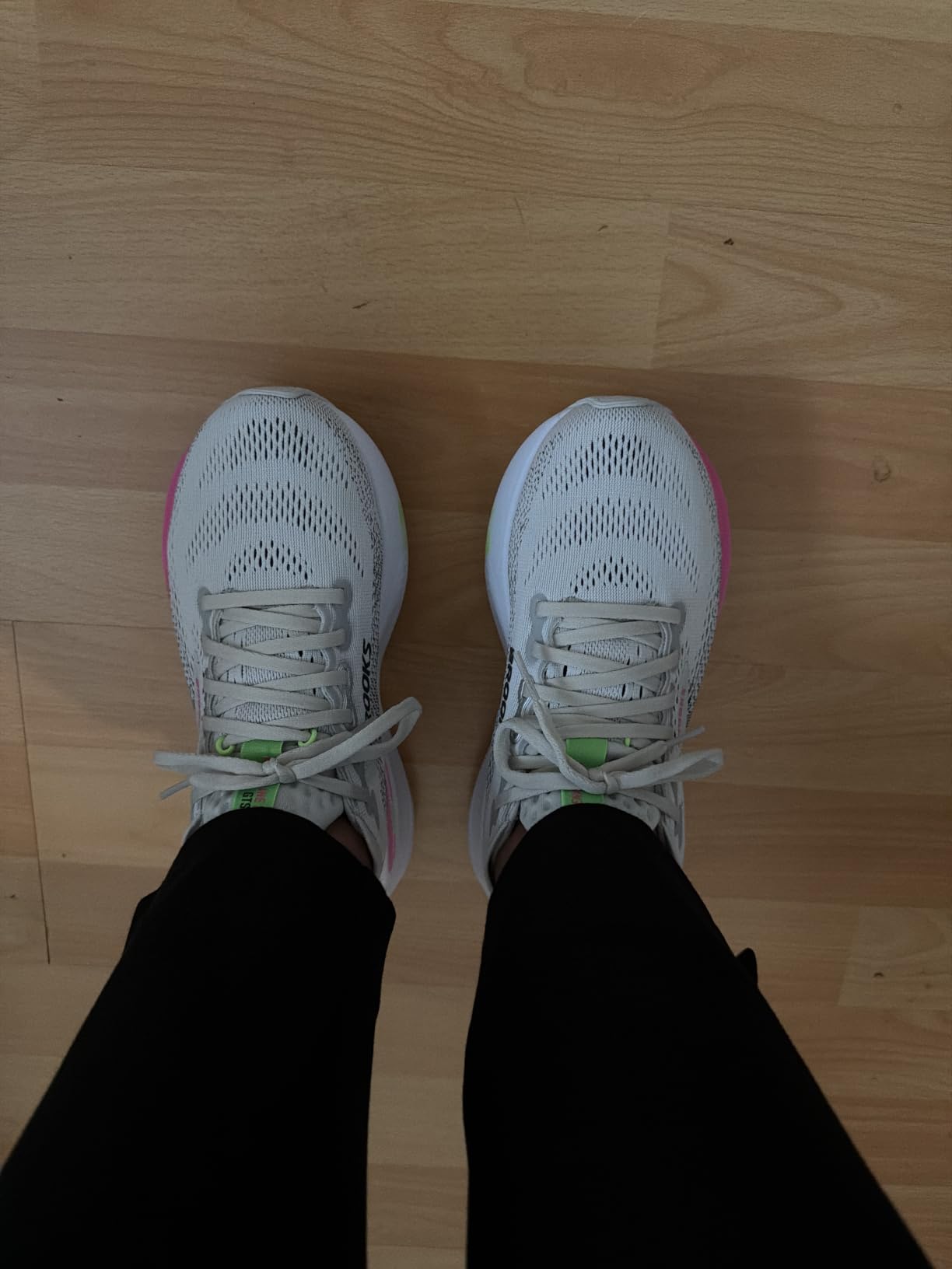 Brooks Women's Adrenaline GTS 25 Running Shoe customer photo 2