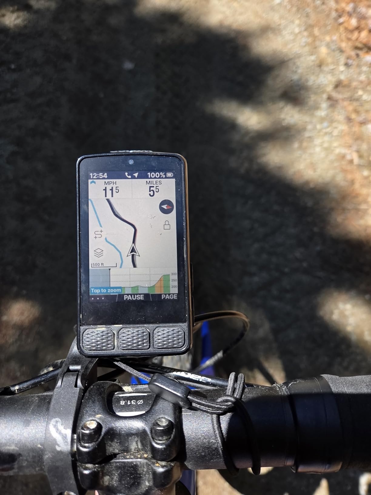 Wahoo ELEMNT ROAM V3 GPS Cycling/Bike Computer,Black customer photo 1