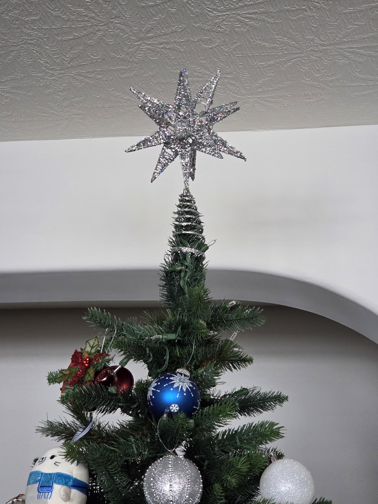 Lewondr Christmas Tree Topper Star, 13inch 10-Point Light Up Xmas Star Treetop with Plug and Remote Control for Home Christmas Decoration, 6H Timer & 8 Lighting Modes, Warm Light, Silver customer photo 2