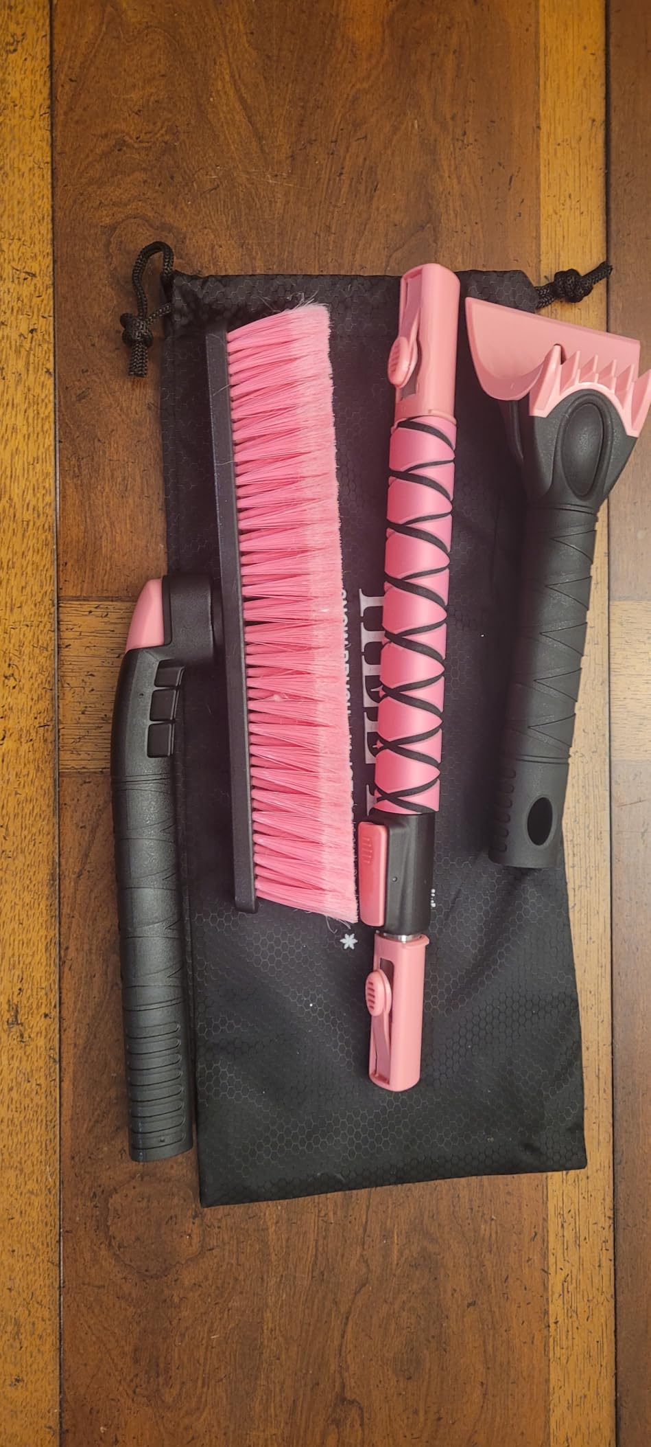 HEEYA 48 Inch Long Snow Brush for SUV, Extendable Ice Scraper and Brush customer photo 2
