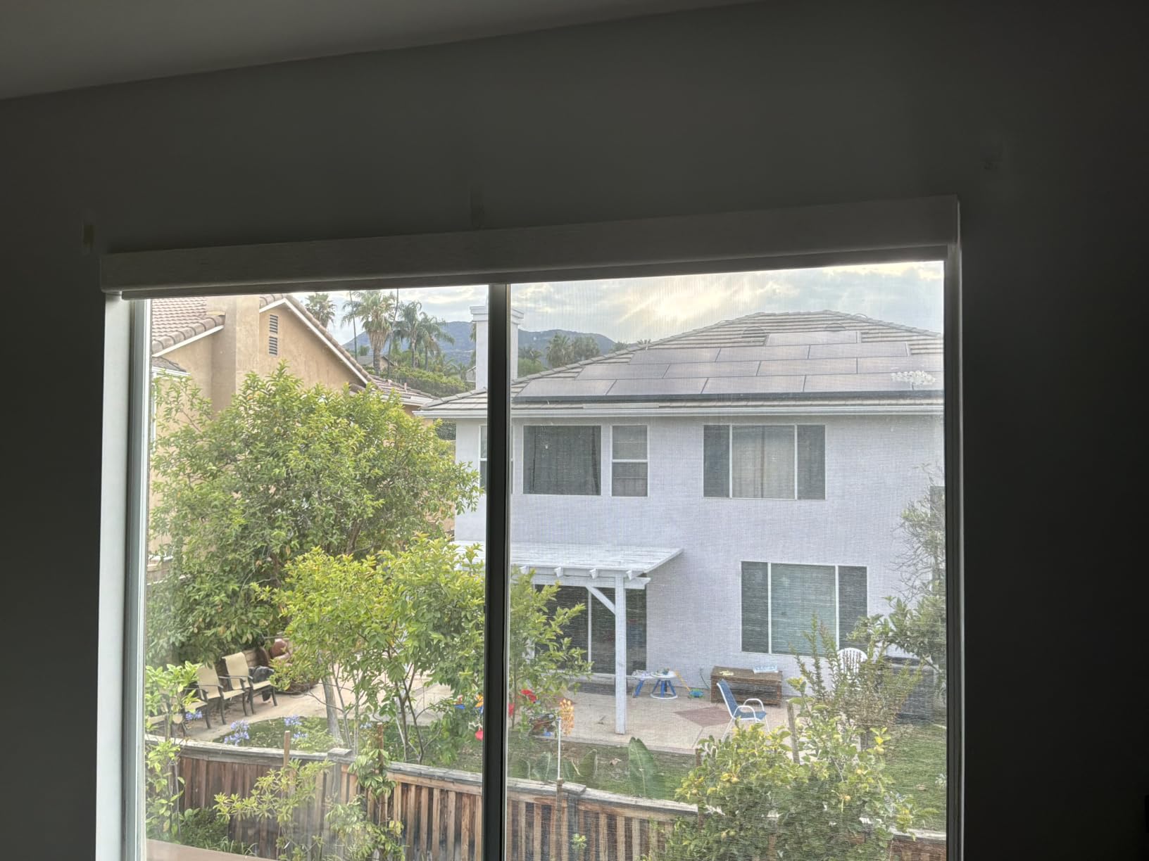 Persilux Blackout Roller Shades for Indoor Window Blinds,Cordless,Linen Fabric,Thermal Insulated Fabric UV Protection Shades for Home,Office,Bedroom,Door,Blackout-Cream,Custom Size customer photo 1