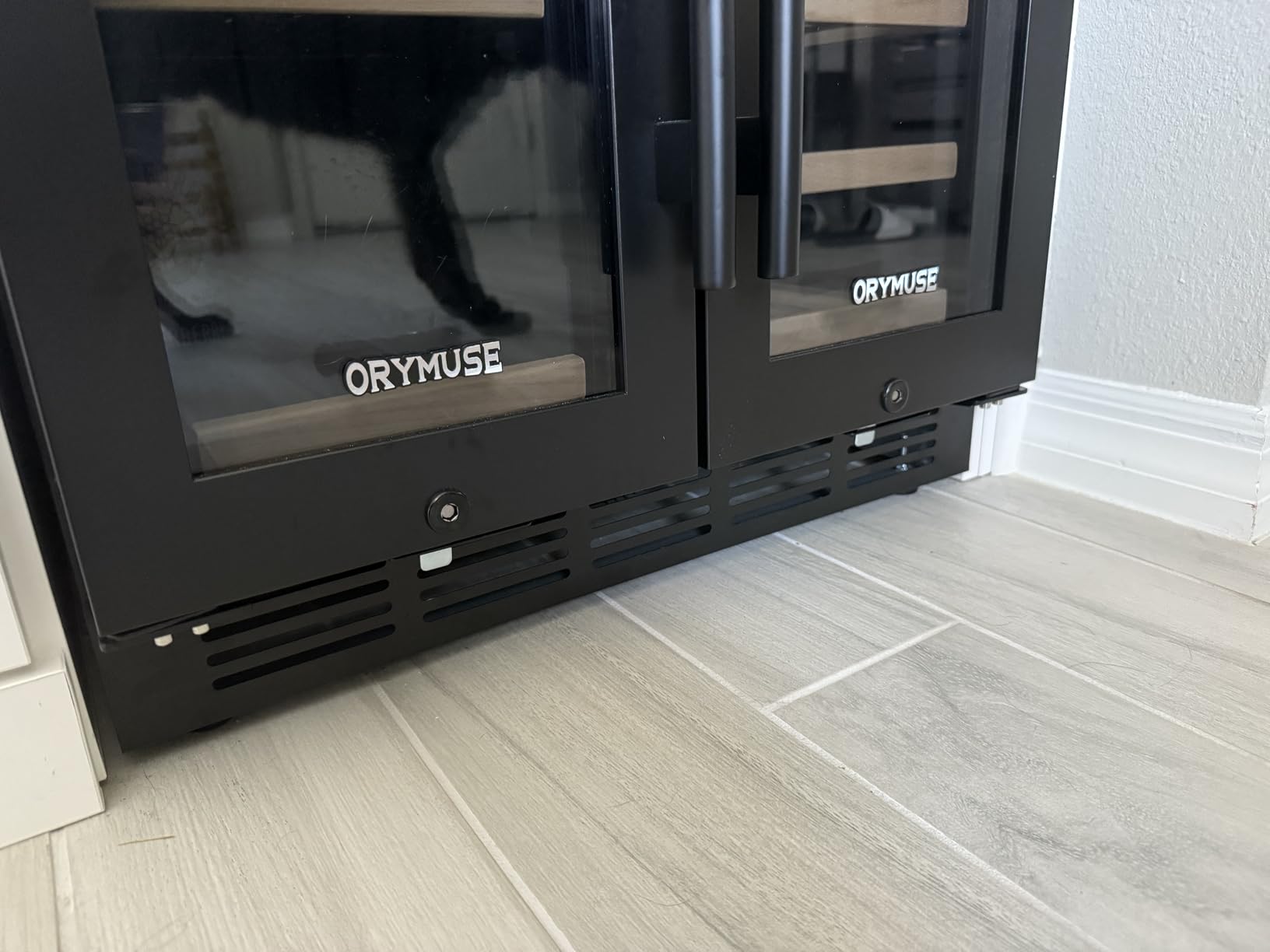 ORYMUSE 24 Inch Under Counter Beverage Refrigerator, 180 Can Drink Fridge customer photo 1