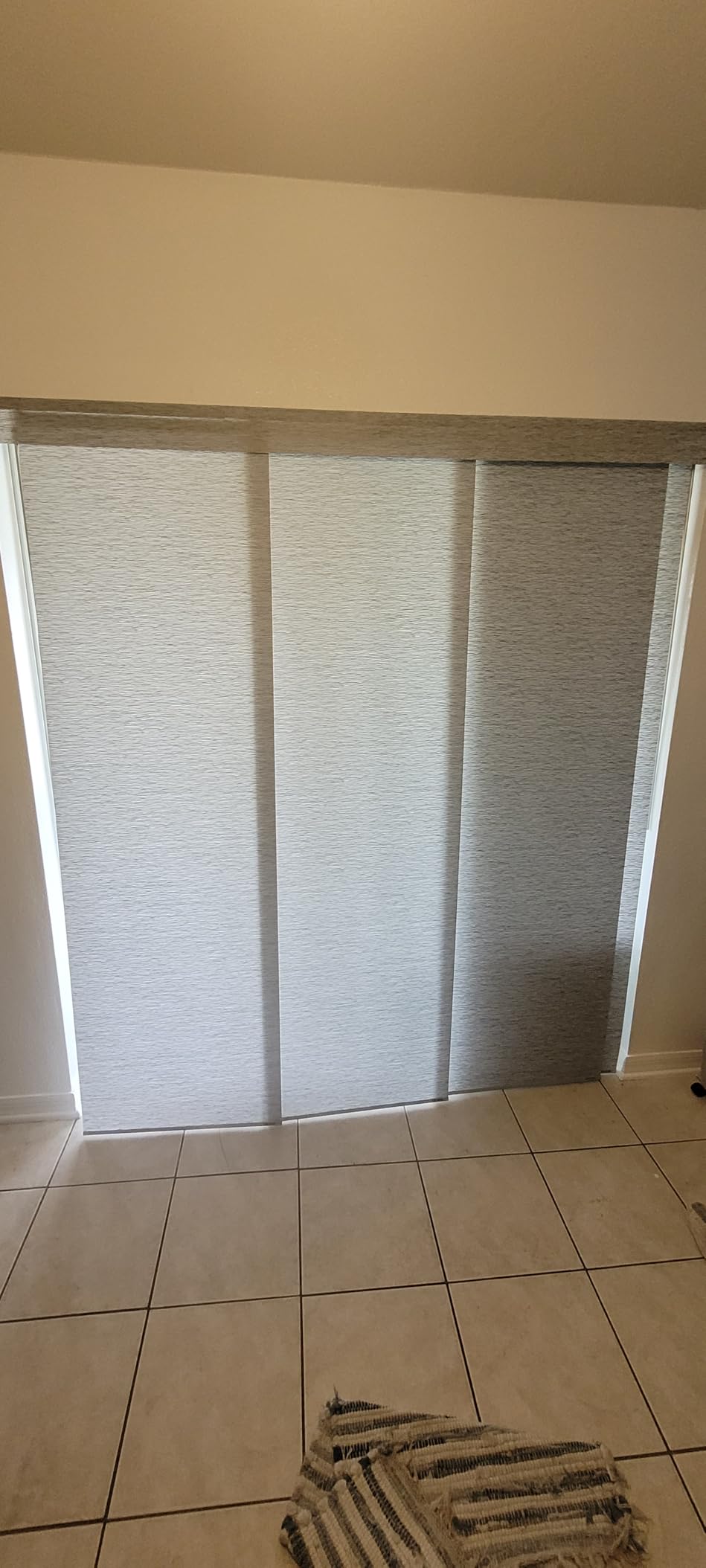 VEVOR Panel Track Blinds, Extendable Track from 45.8 in to 86 in W, Trimmable Panel Curtains Up to 96 in H, Vertical Blackout Panel Blinds for Sliding Doors, Patio Doors, Room Divider, Windows, Brown customer photo 1