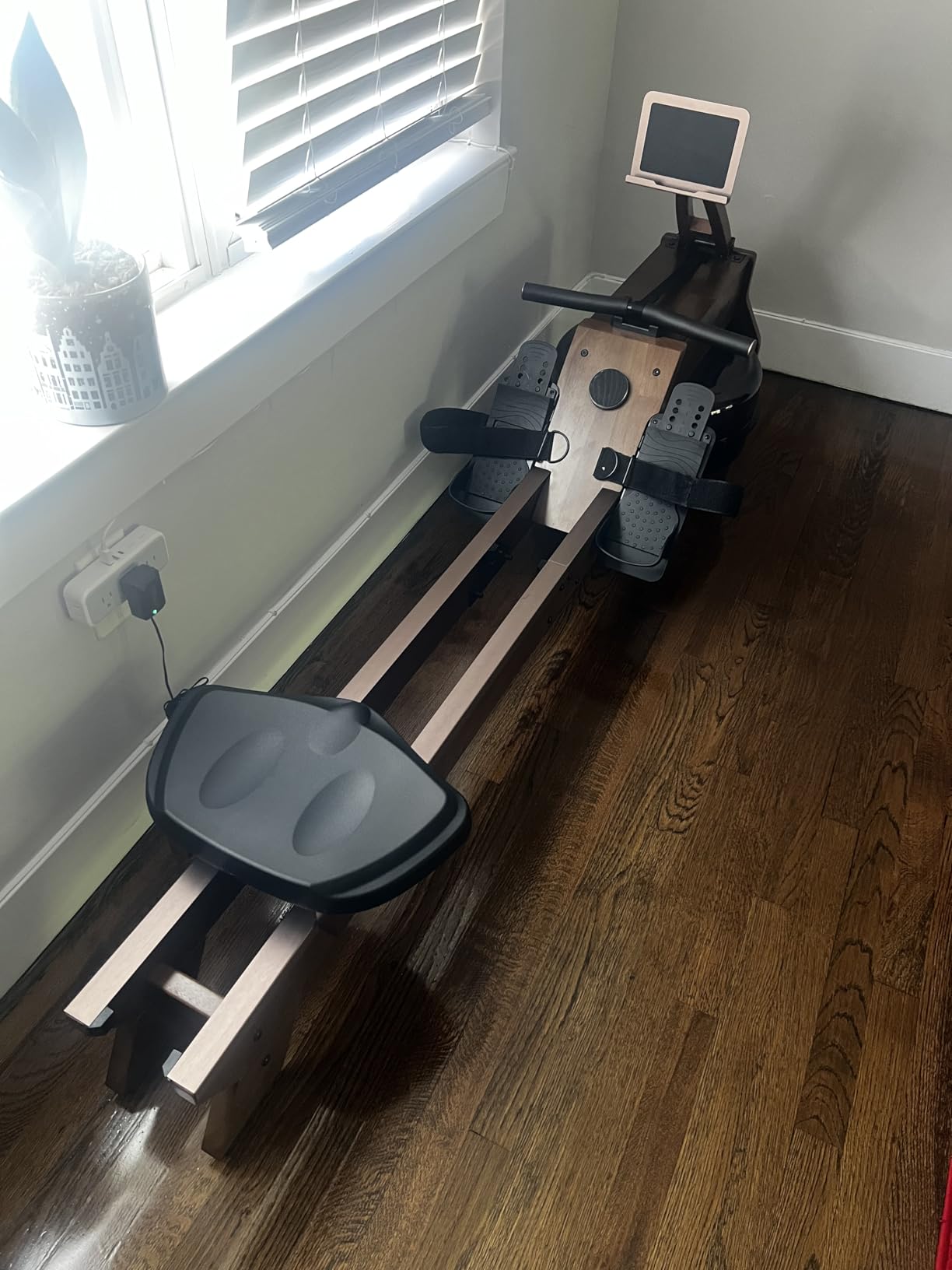 Wenoker Water Rowing Machine, Foldable & Space-Saving, Immersive Water Rower | Water Resistance Adjustment, Monitor & Bluetooth, 350LBS Weight Capacity, Premium Solid Wood Frame customer photo 1