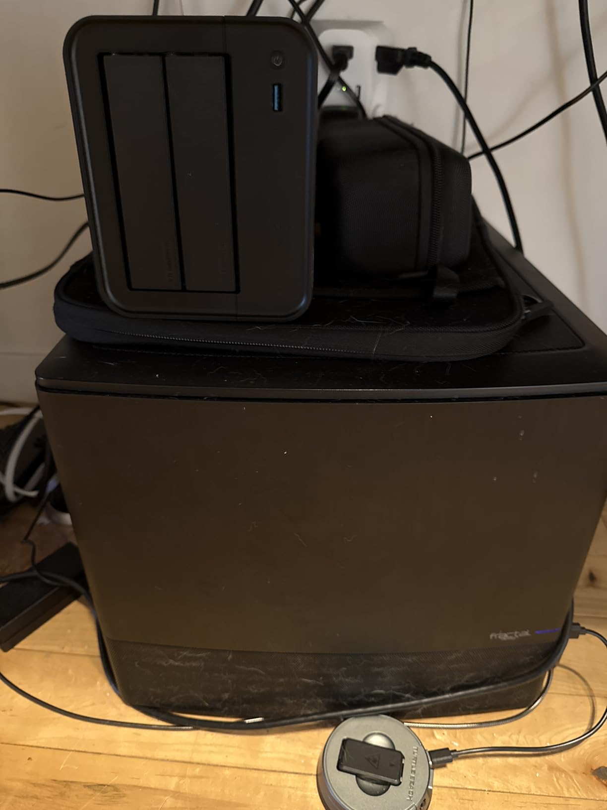 TERRAMASTER F2-425 2-Bay NAS Intel x86 Quad-Core CPU 4GB RAM (Diskless) customer photo 1