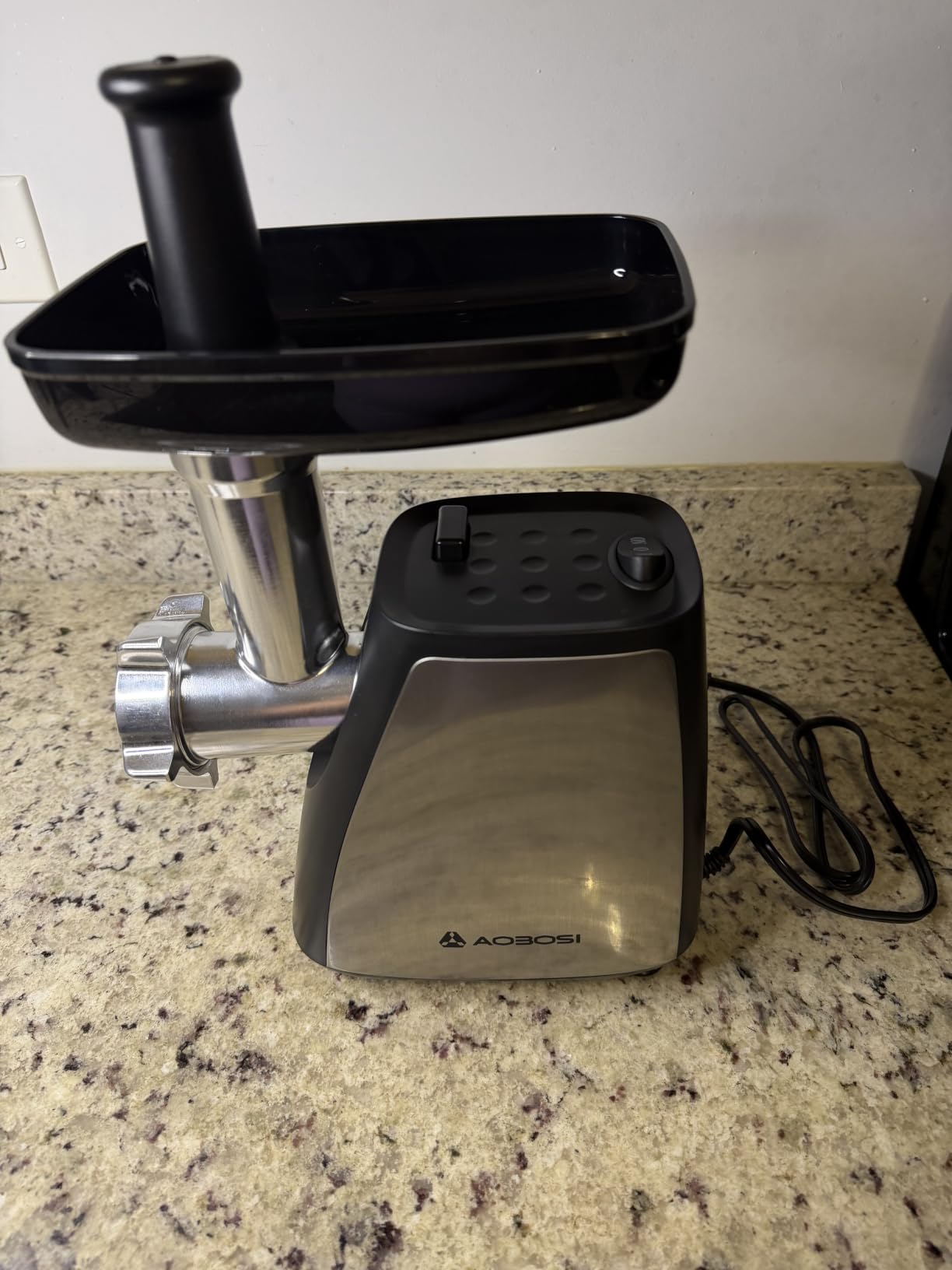 AAOBOSI Meat Grinder, 3-In-1 Meat Grinder Electric [2800W Max] with 2 Blades,3 Plates,Sausage Stuffer,Kubbe Kit for Home Kitchen Use, Stainless Steel customer photo 2