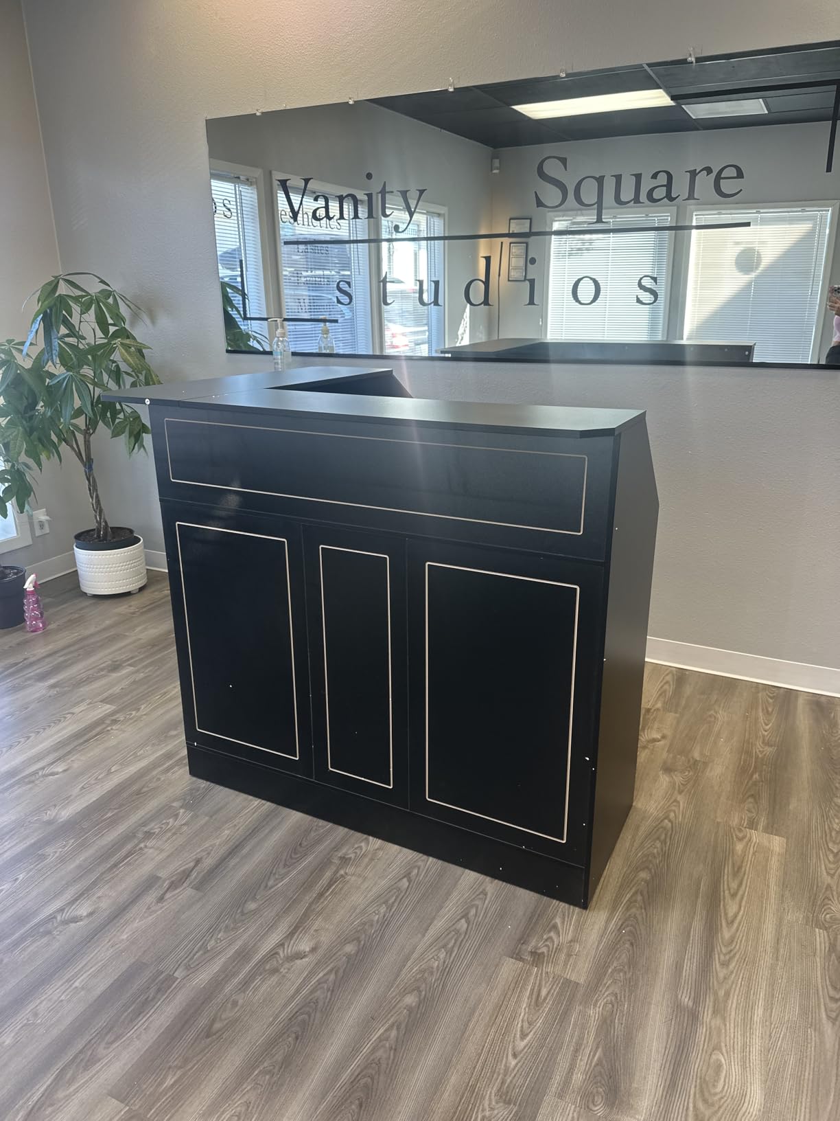 Tribesigns Reception Desk with Storage Shelves, L-Shaped Modern Front Desk, Reception Counter Table for Small Office, Salon, Checkout, White customer photo 2