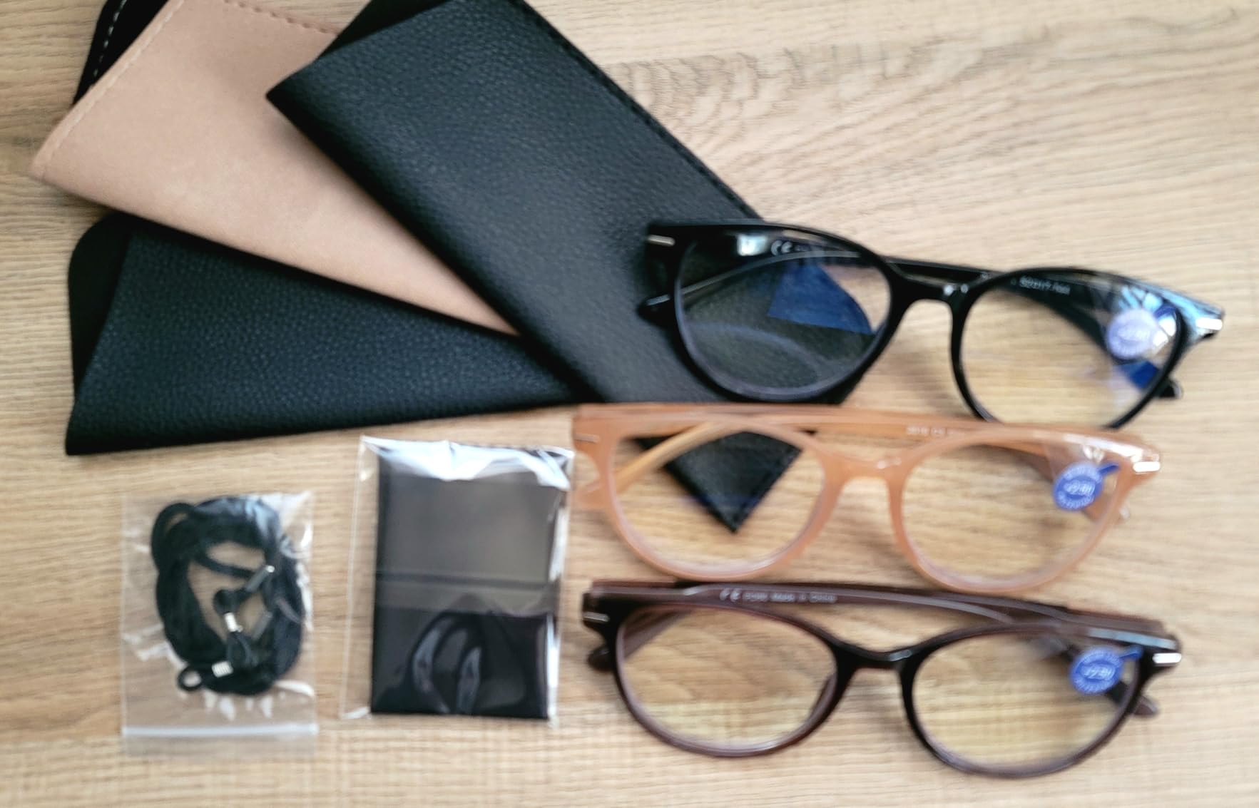 Distinctive Progressive Multifocus Reading Glasses Women, Retro Lady Anti Blue Light/Eye Fatigue Computer Reader, Vintage Round Frame No-Line Multifocal Eyeglasses (Brown&Apricot, 2.5x) customer photo 1