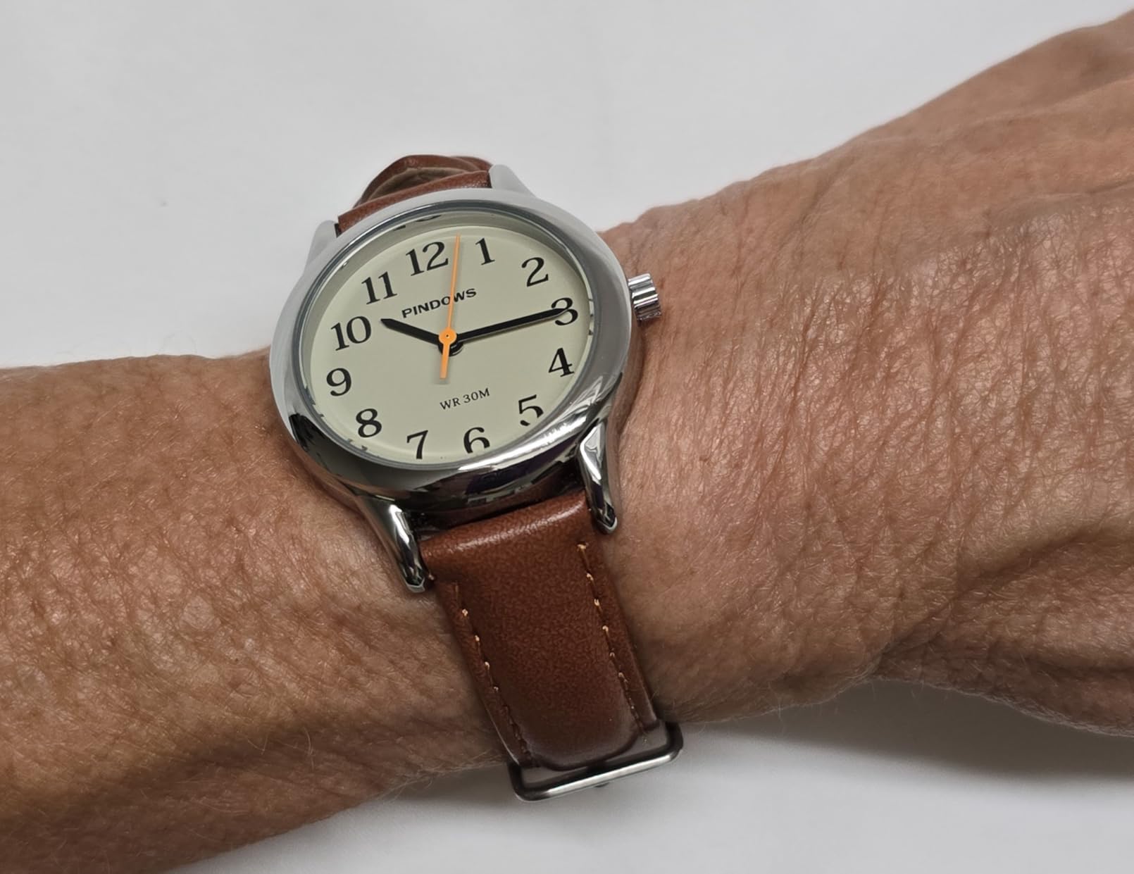 PINDOWS Small Analog Watches for Women, Ladies, Minimalist Leather Band customer photo 2