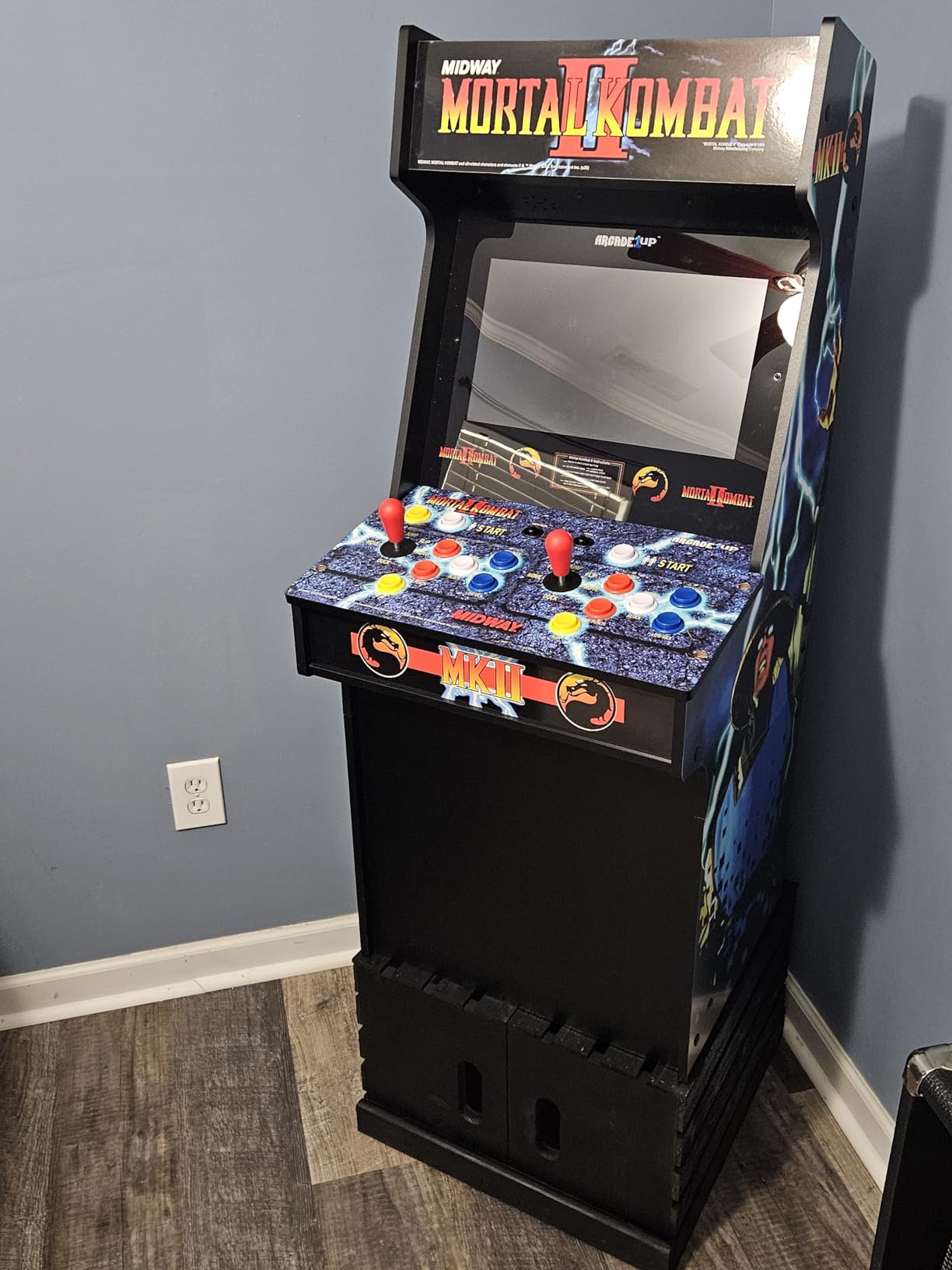 Arcade1Up Mortal Kombat Classic SE Arcade Machine, 15.6-Inch Screen customer photo 2