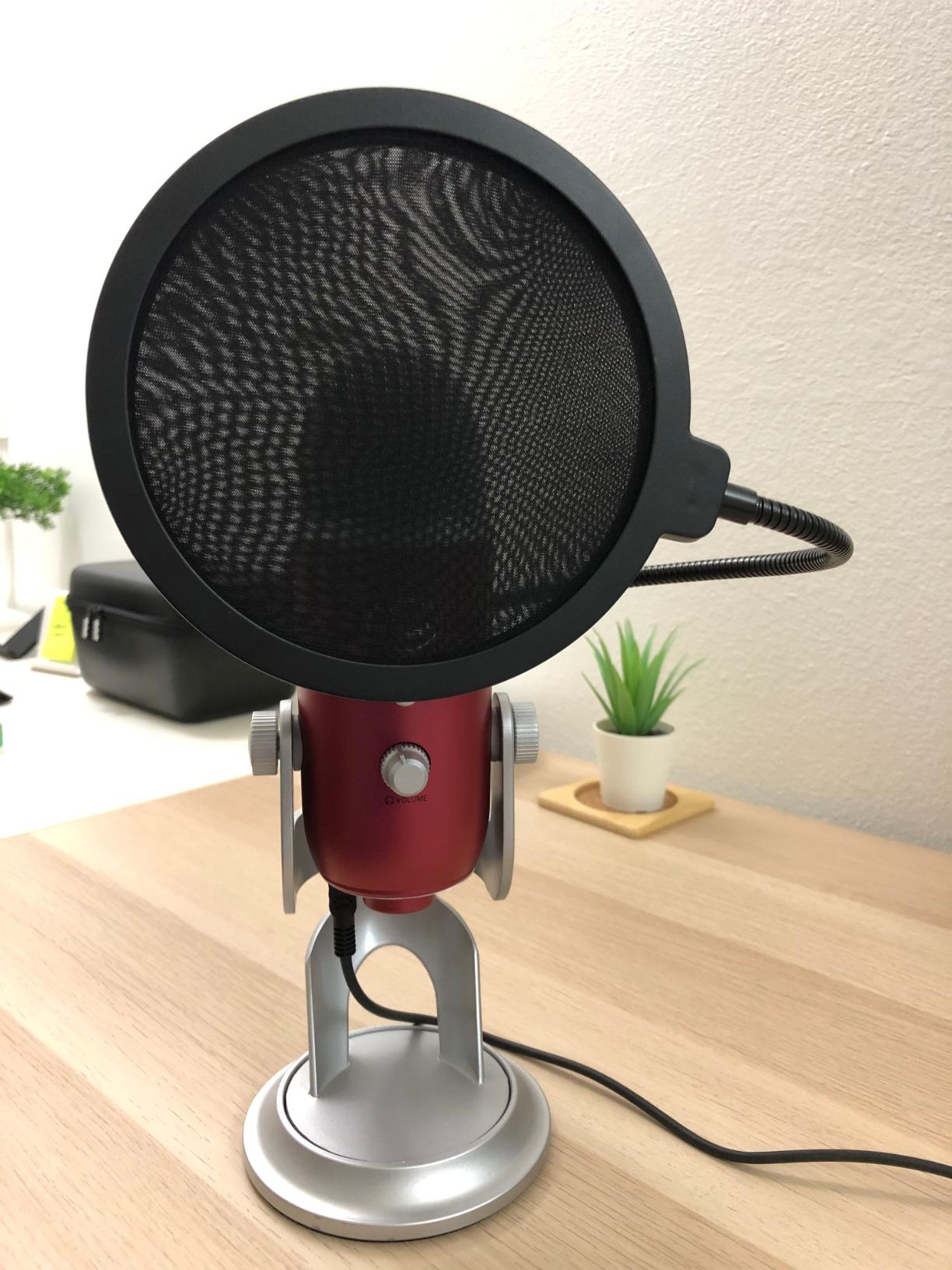 NEEWER Microphone Isolation Ball Shield Pop Filter, Portable Windscreen Mic Cover for Studio Vocal Booth Recording, Sound Absorbing Five Layer Foam Acoustic Equipment for 43-68 mm Mics, MS012 customer photo 2