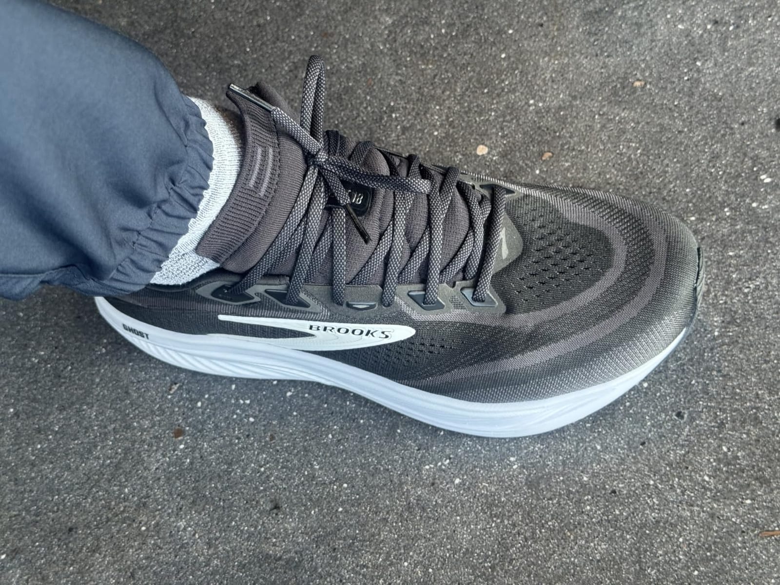 Brooks Men’s Ghost 18 Running Shoe customer photo 1