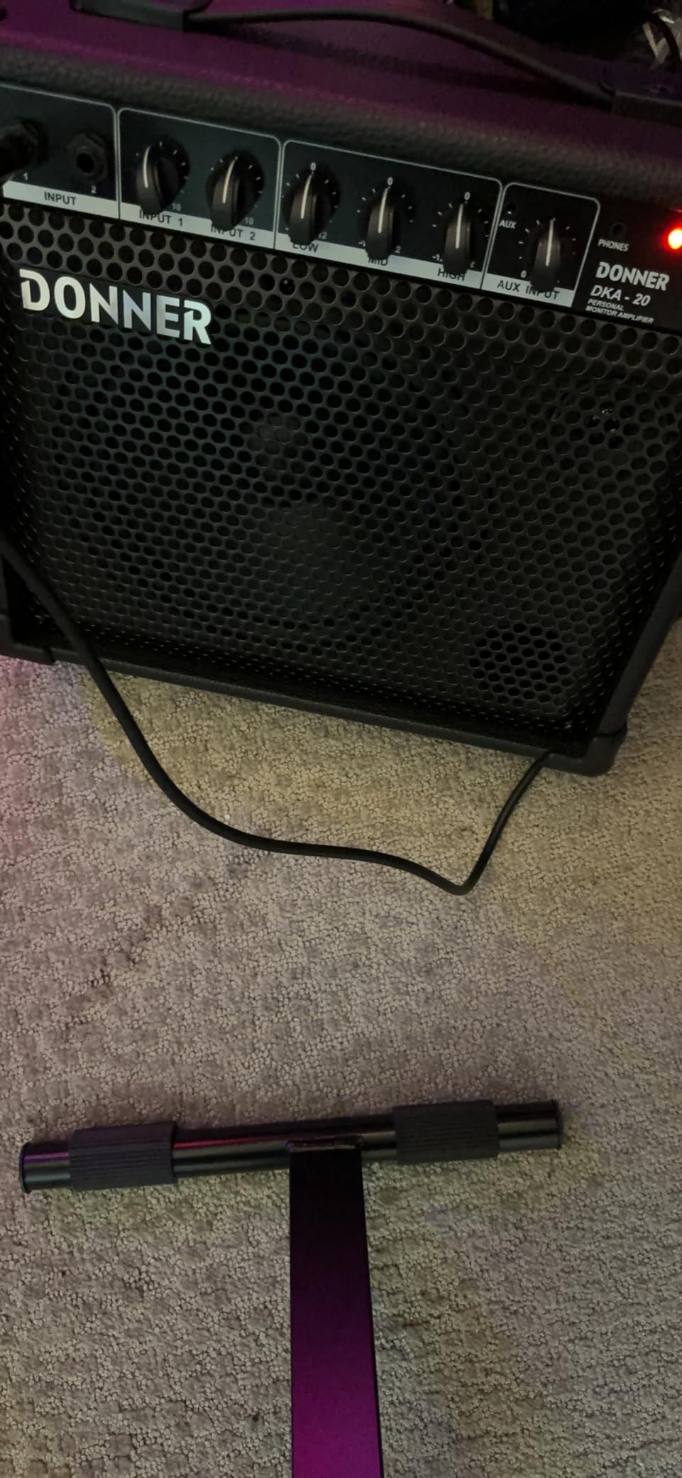 Donner DKA-20 Keyboard Amplifier 20 Watt Keyboard AMP with Aux in and Two Channels, Bass Guitar Amp, Piano Amplifier, Electronic Drum Speaker Support for Microphone Input customer photo 2