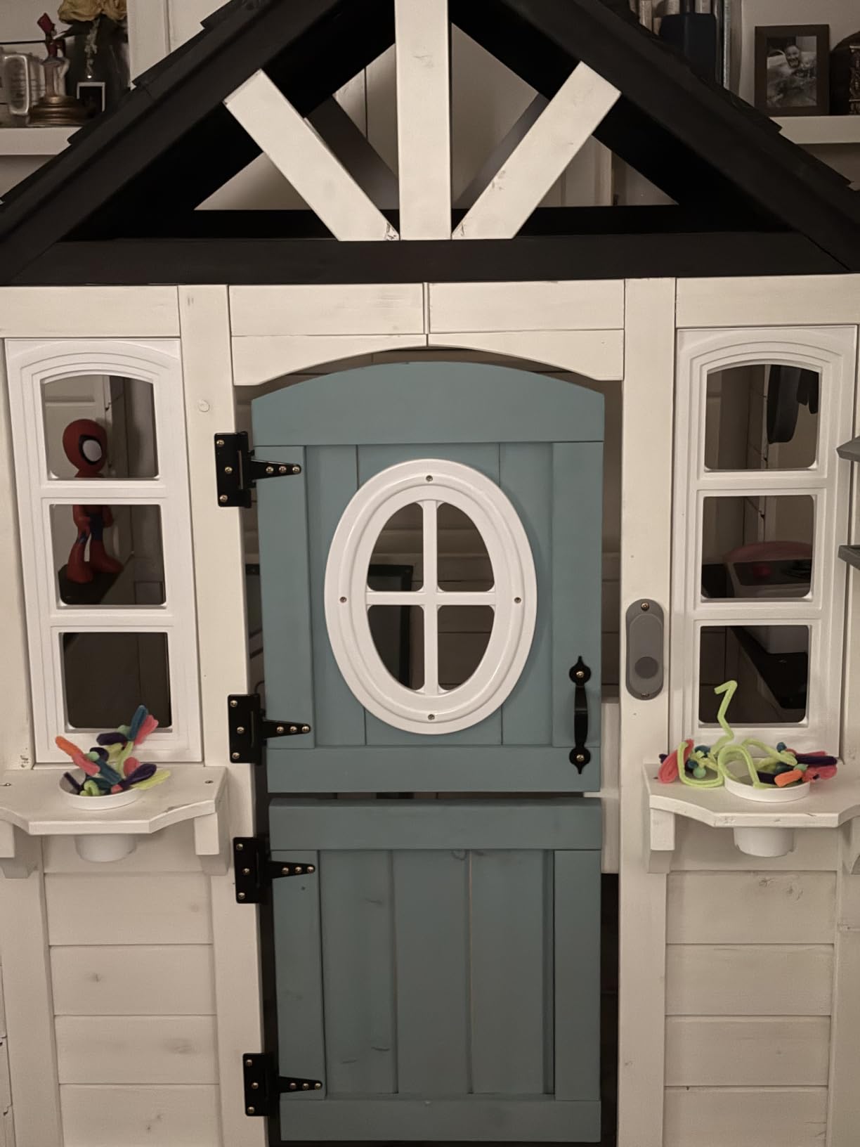 Kids Playhouse Outdoor,Cedar Wooden Play House for Kids Ages 3-6,with Dutch Door, Play Kitchen, Interactive Doorbell, Sink, Flowerpot, Birdcage customer photo 2