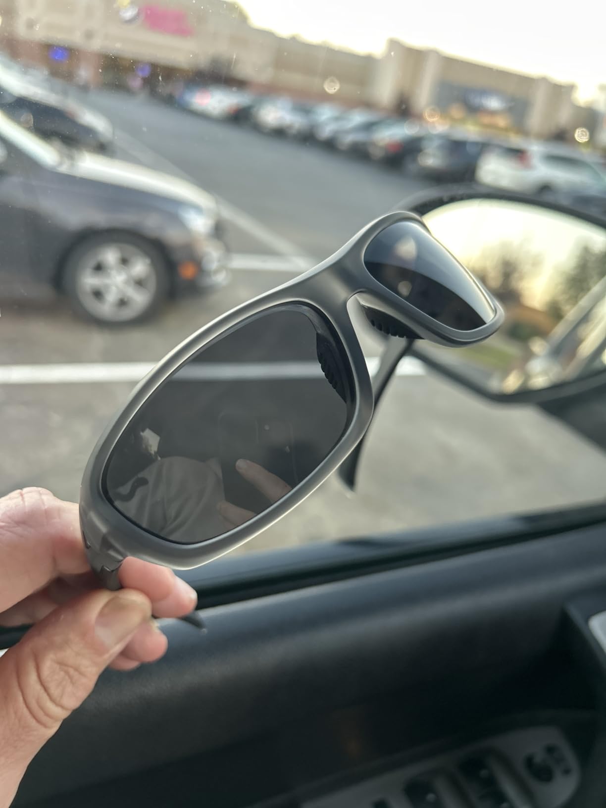 KastKing Hiwassee Polarized Sport Sunglasses for Men & Women, Wrap Design customer photo 1