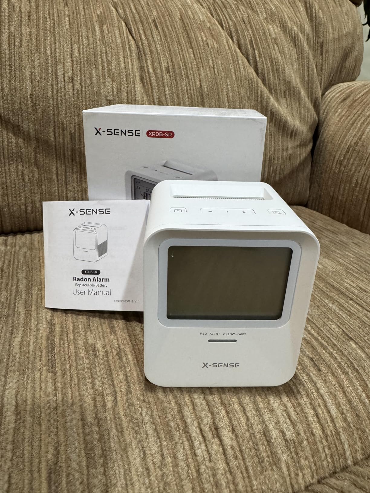 X-Sense Radon Detector for Home, Audible & Visual Alerts, XR0B-SR | Up to 90% Accuracy in 7 Days, 999-Day Radon Tracking, One-Touch Reset, Multi-Room Use, Temperature & Humidity Range Display customer photo 1