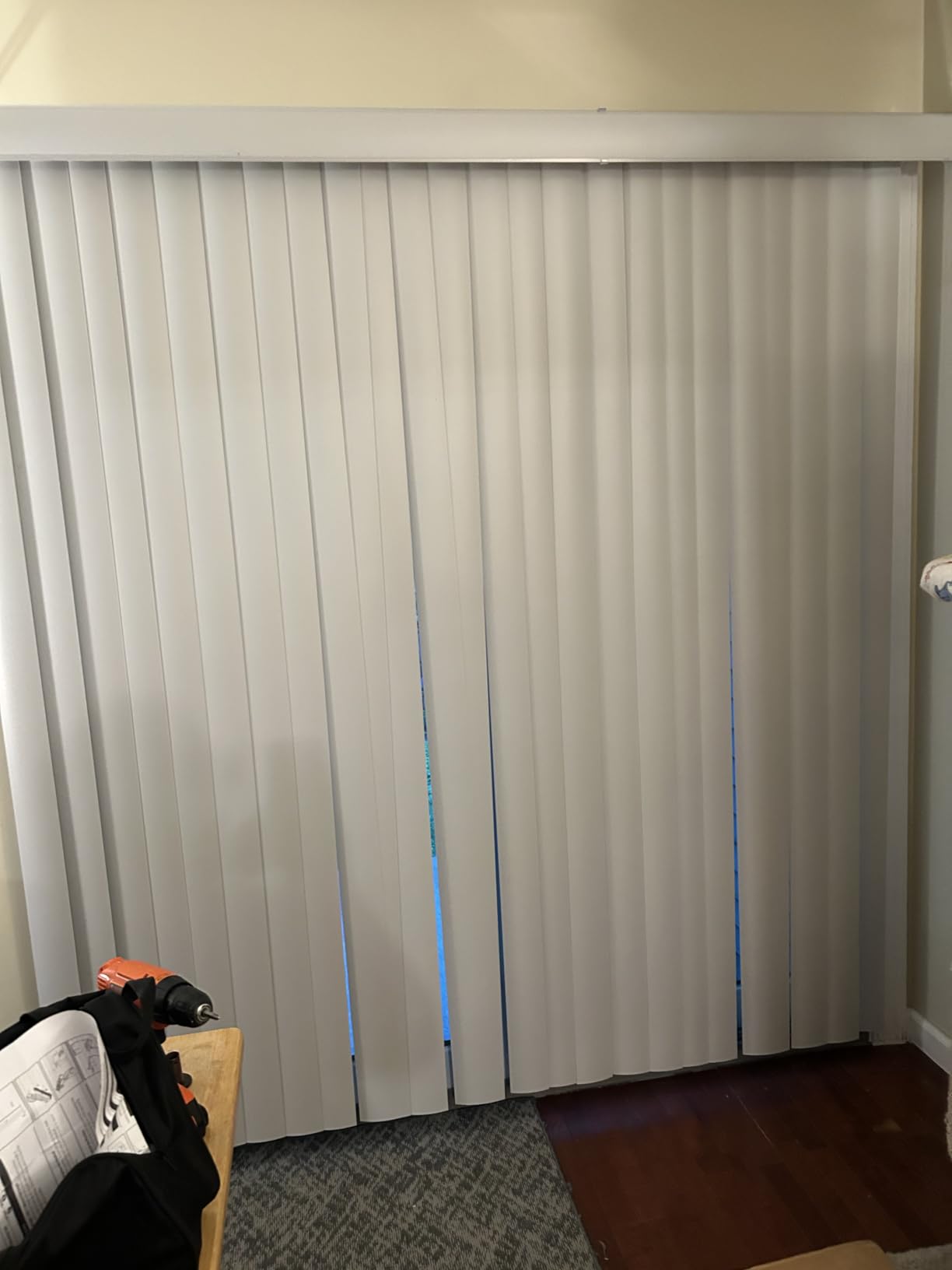 Vertical Blinds Custom Made to Your Size Curved - Color White customer photo 1