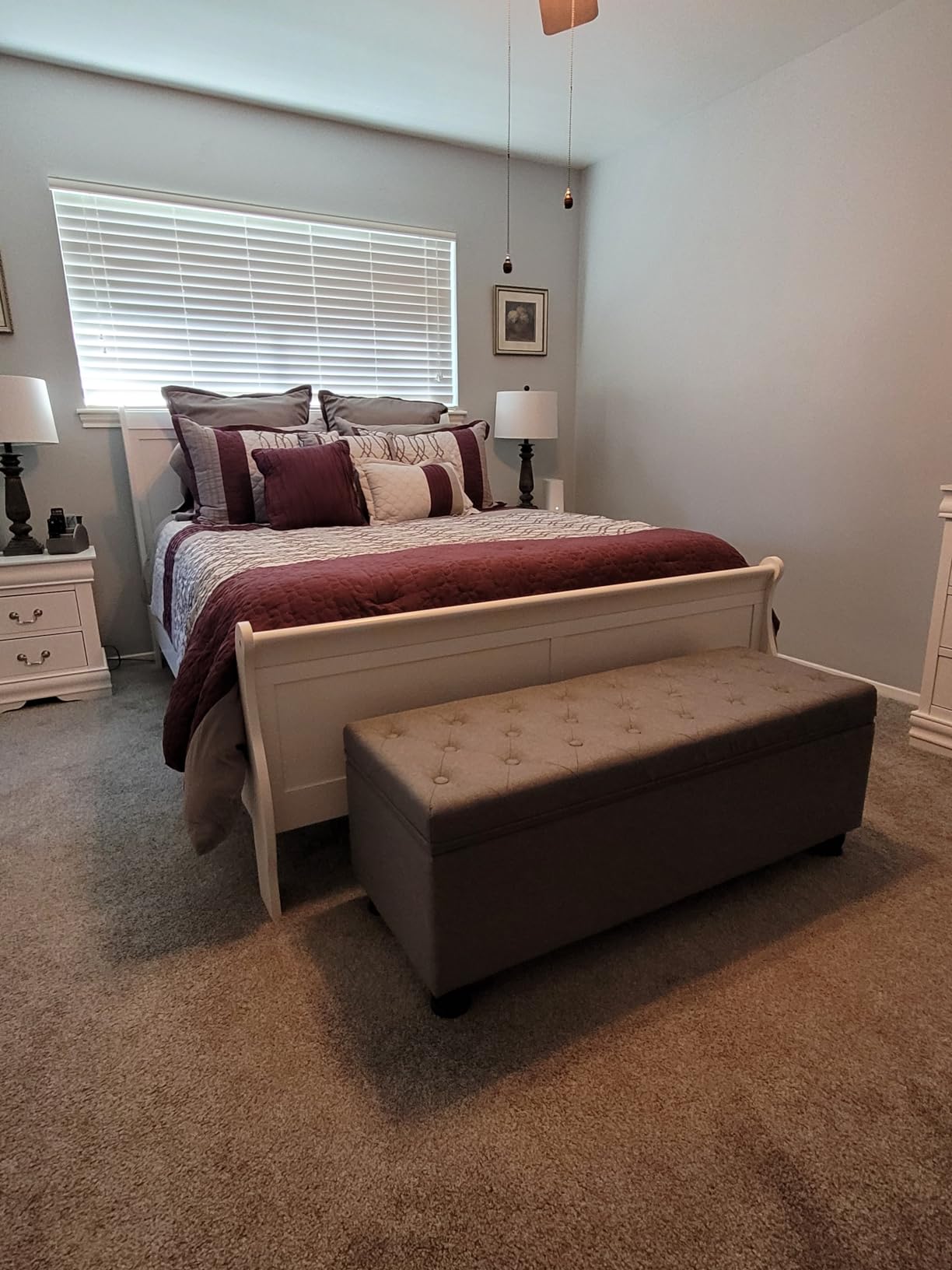 SONGMICS Storage Ottoman, 48 Inches Long Bed End Stool, Solid Wood Legs customer photo 1