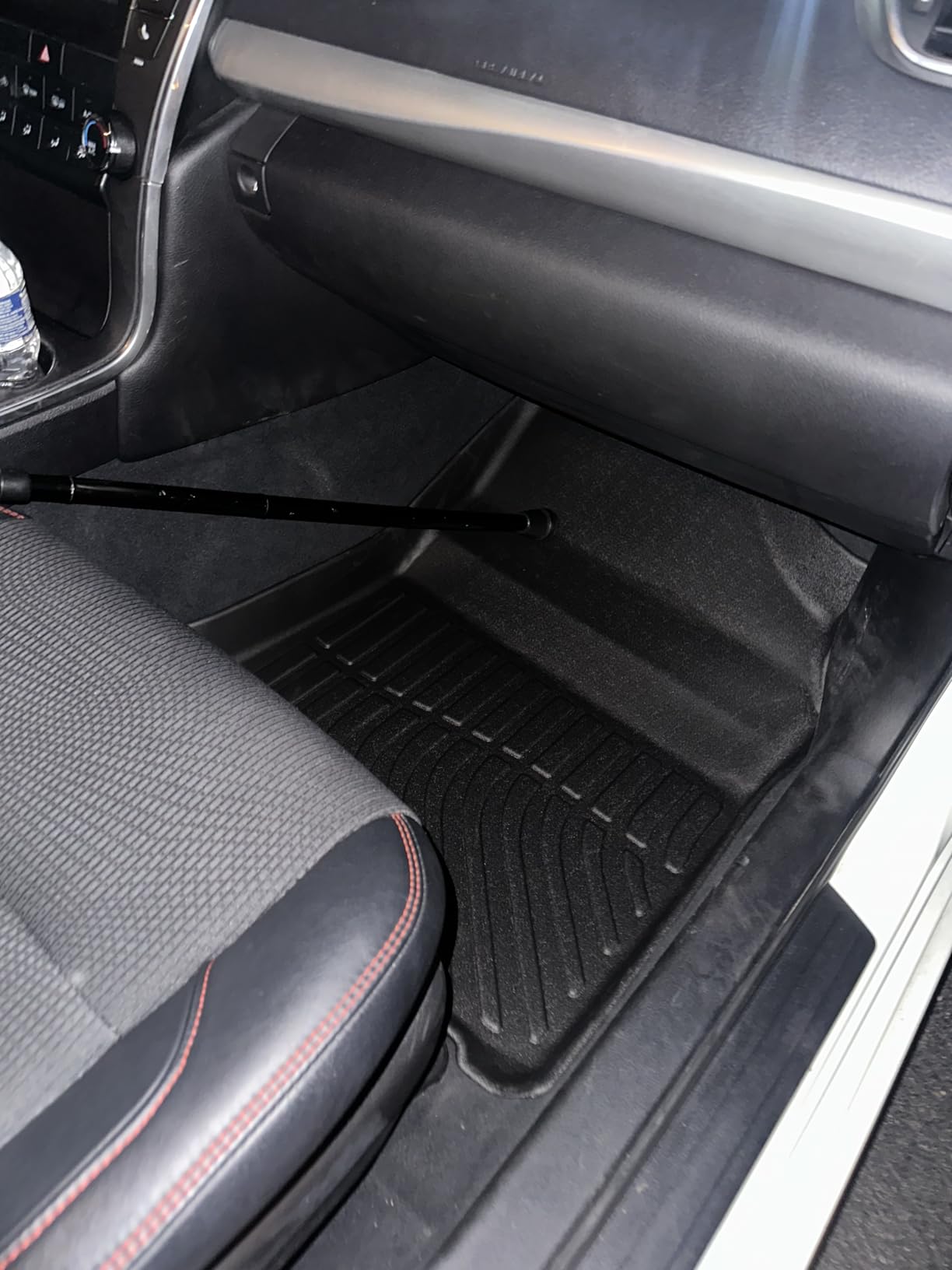 VIWIK 2026 2025 Tesla Model Y Juniper Floor Mats - Custom Fit, All Weather customer photo 1