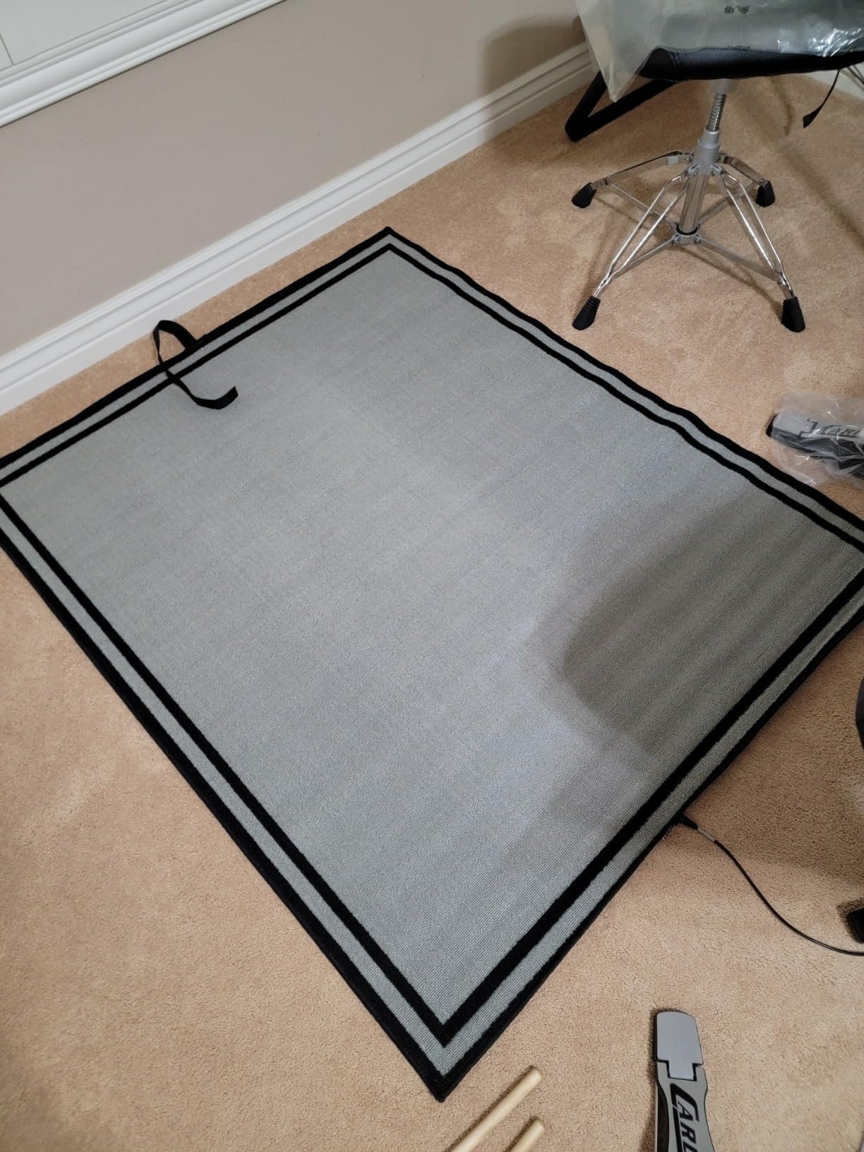 Drum Rug Mat with Non-Slip Grip Bottom, 4x6ft Drum Carpet Noise Reduction, Floor Protection for Electric Drum and Jazz Drum Set Splash Stands, Gift for Drummers, Music Drum Accessorie, 48x72in, Black customer photo 1
