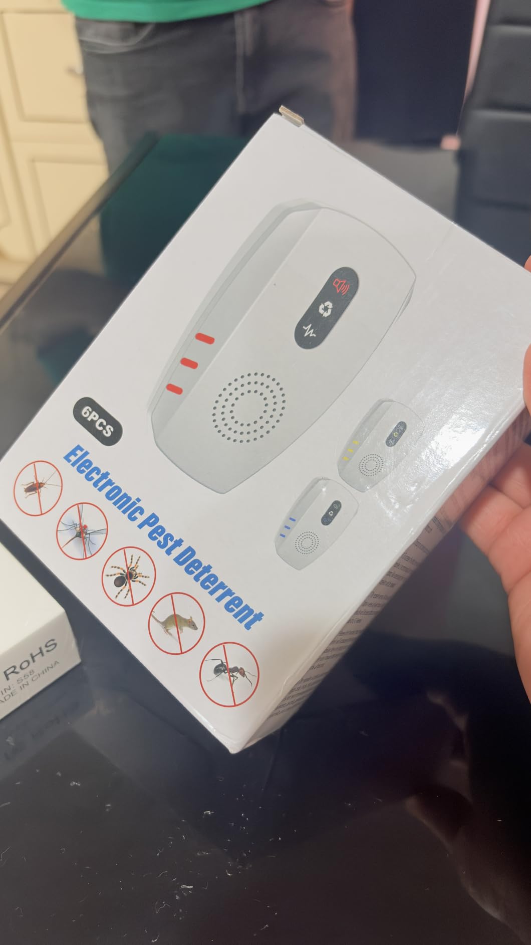 2026 Cvtayn Upgraded Ultrasonic Pest Repellent Indoor Repeller, Mouse Traps, Repellent Roach, Mouse, Bugs, Mosquito, Mice, Spider, Ant, Rodent Repellent Ultrasonic Plug in, 3 Mode Switching，5 Pack customer photo 1