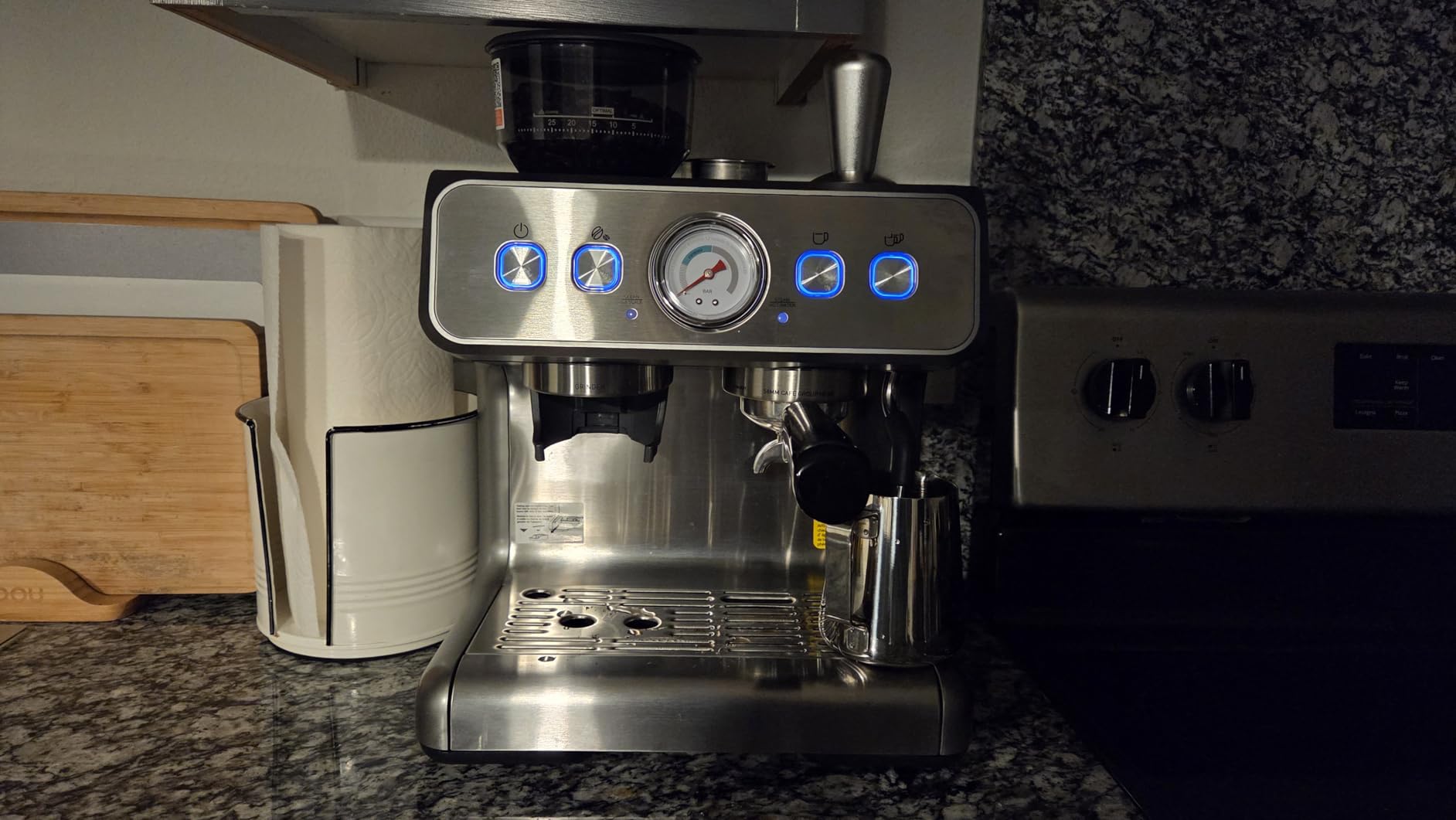 (2026 Upgrade) Espresso Machine with Grinder, Expresso Coffee Machines with Built-in Anti-Clog Coffee Grinder/Milk Steam Wand/Frother, Expresso Machines for Home Perfect Cappuccino & Latte-Silver customer photo 1