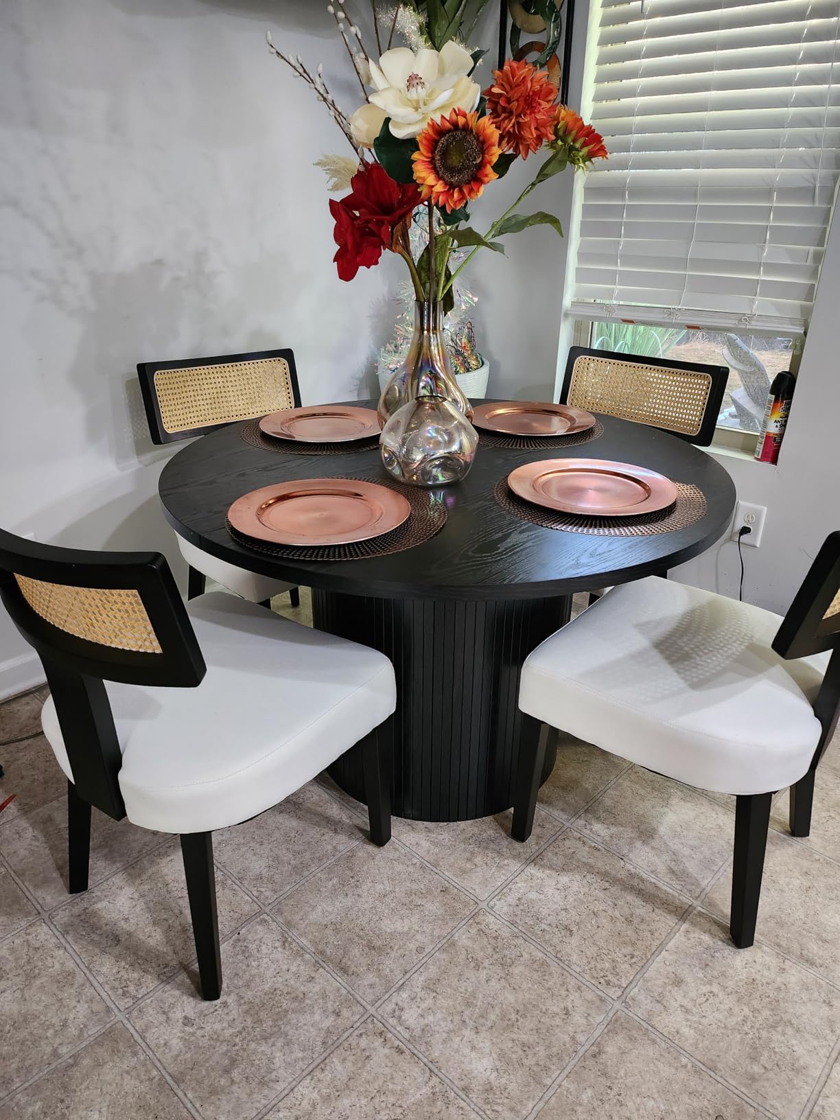 ONBRILL 47 Inch Round Dining Table for 4-6, Marble Texture customer photo 1