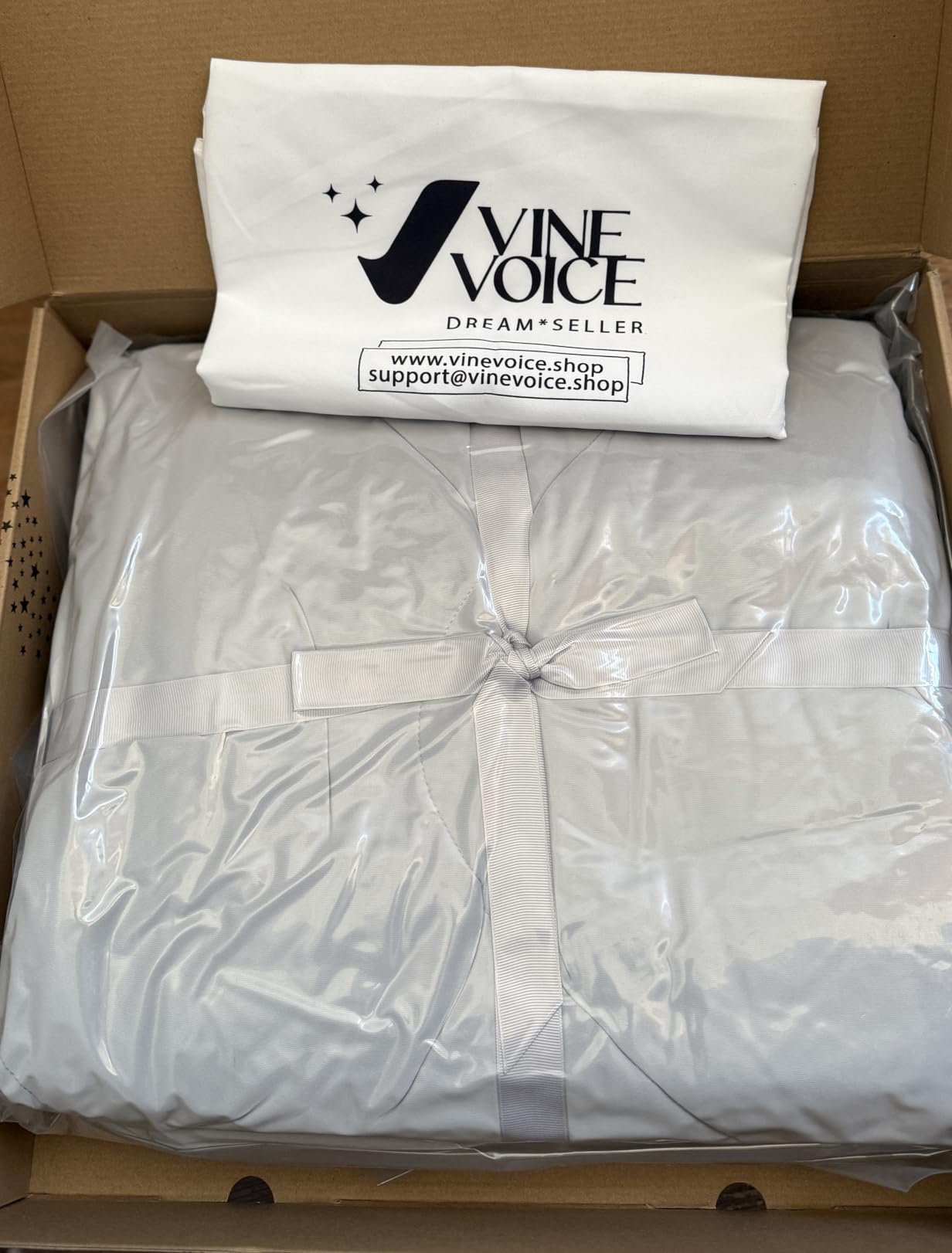 Cooling Comforter for Hot Sleepers, Queen 90x90, Silver Gray customer photo 1