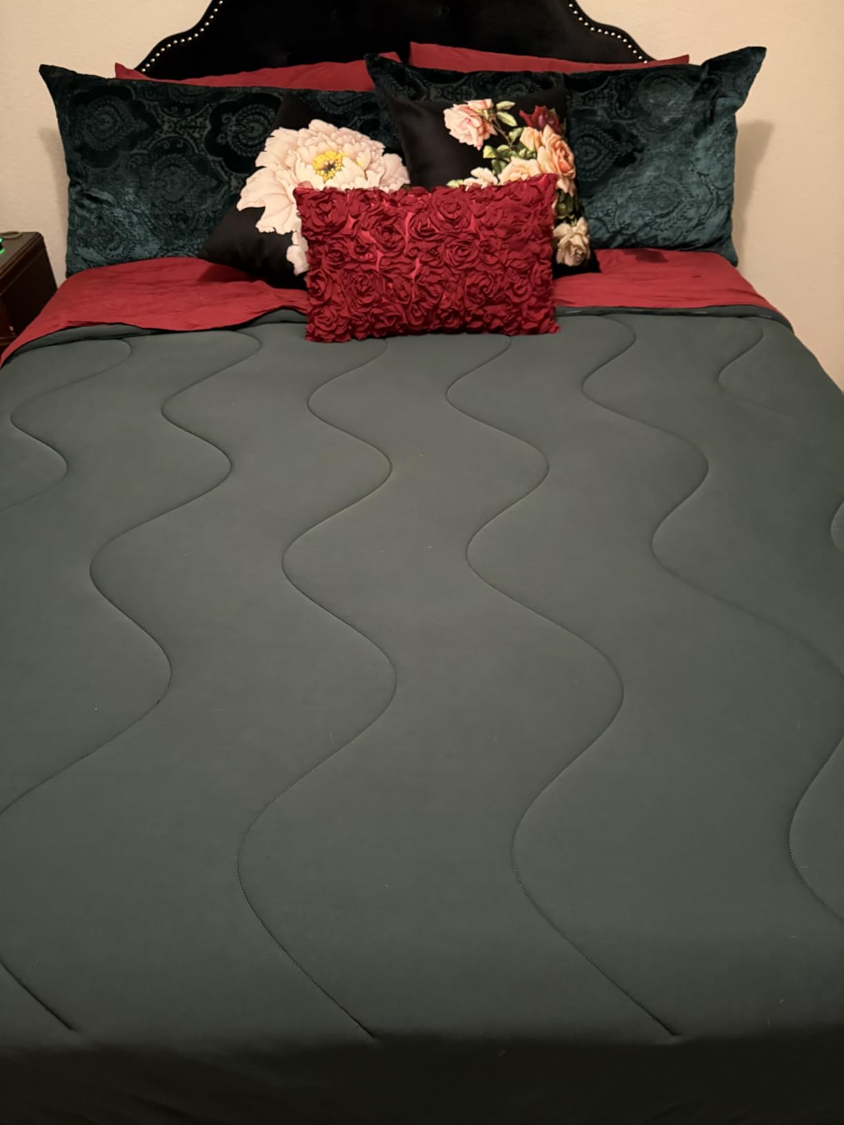 Cooling Comforter for Hot Sleepers, Queen 90x90, Silver Gray customer photo 2