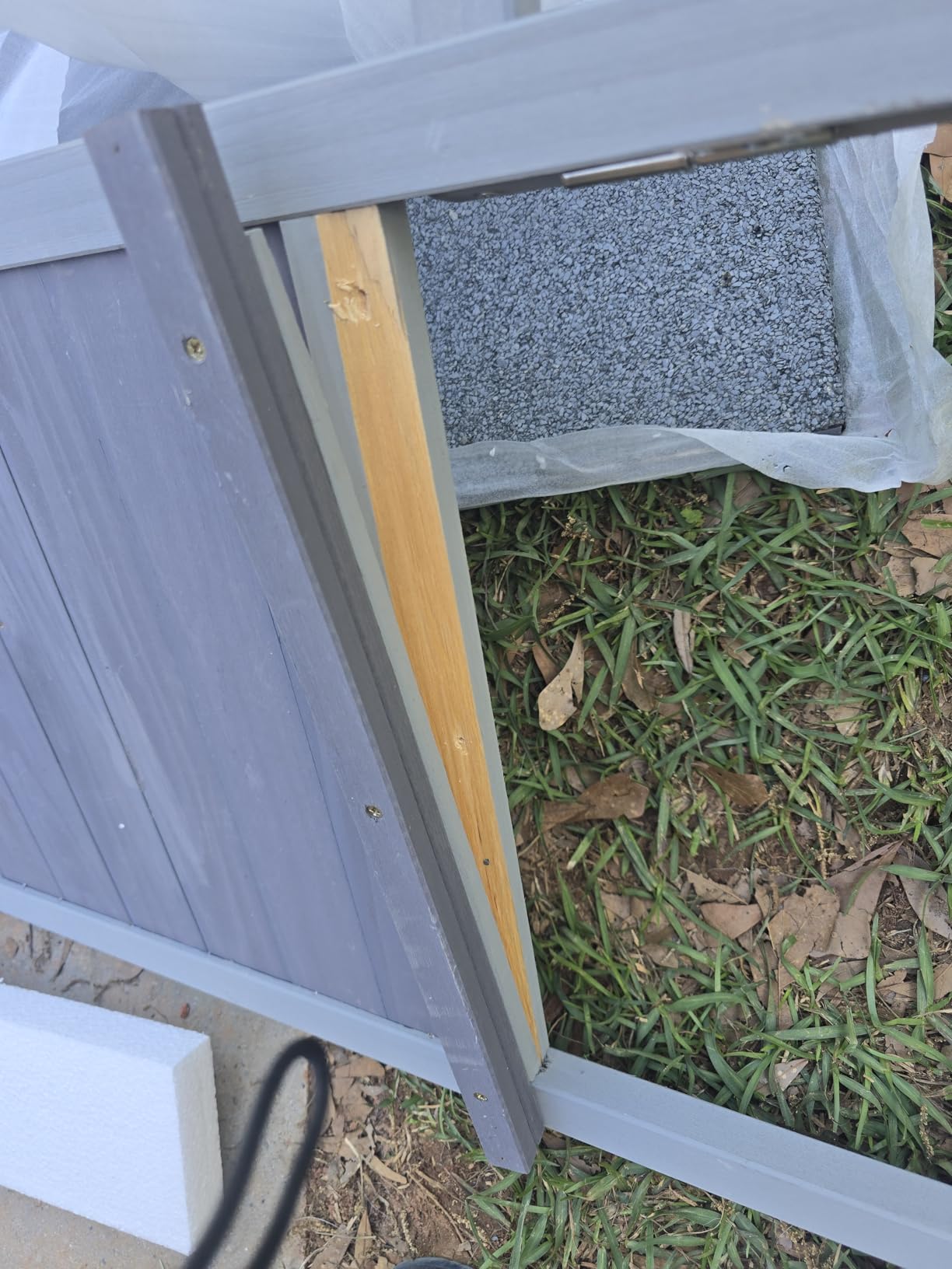 Aivituvin Chicken Coop for 2 Chickens, Outdoor Wooden Rabbit Hutch Hen House Poultry Quail Cage with Weatherproof Asphalt Roof, Leakproof Pull-Out Tray for 2 Rabbits or Small Animals customer photo 1