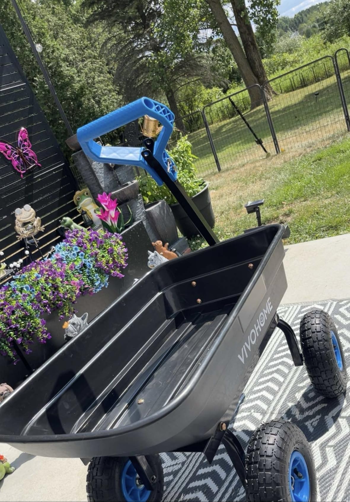 VIVOHOME 660lbs Wheelbarrow Dump Garden Cart with 2-in-1 Convertible Handle customer photo 1