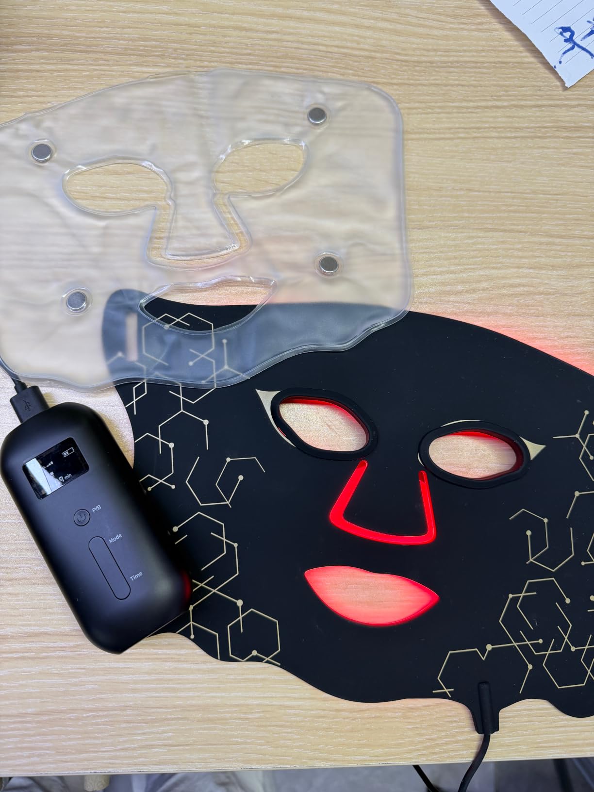 Red Light Therapy Mask with Cooling Gel Pack, 7-Color NIR 850nm LED Face Mask, LED Light Therapy Mask (E106A) with Rechargeable Remote - 180 Mins Use, Red Light Mask Home Travel Gift, Black customer photo 2