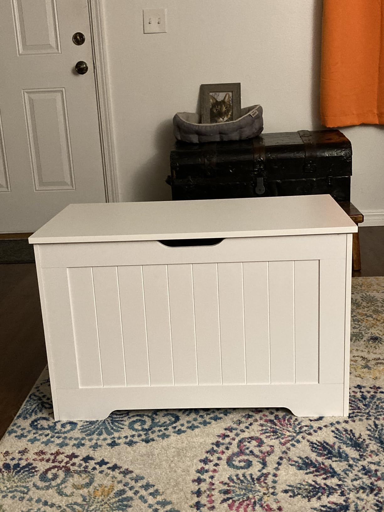 VASAGLE Boho Storage Bench with Rattan Look, Rounded Corners | Blanket Chest and Trunk with Seat for Bedroom Entryway, Natural Brown, ELLAN Collection ULSB503KC01 customer photo 2